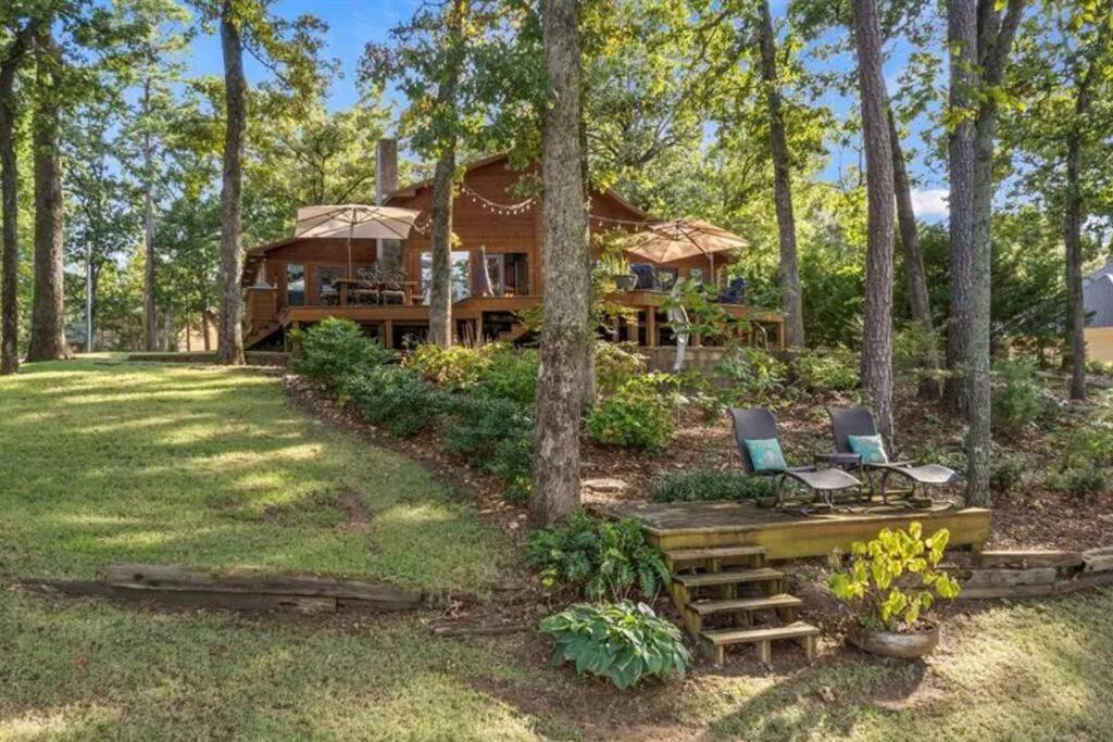 Four-Bedroom House photo 2