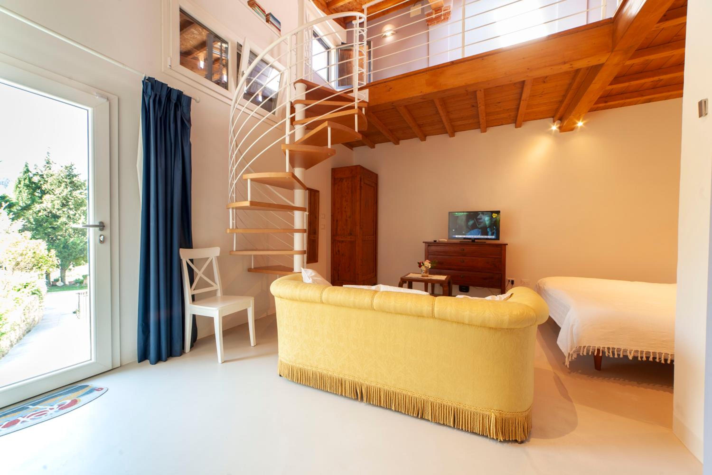 Maisonette