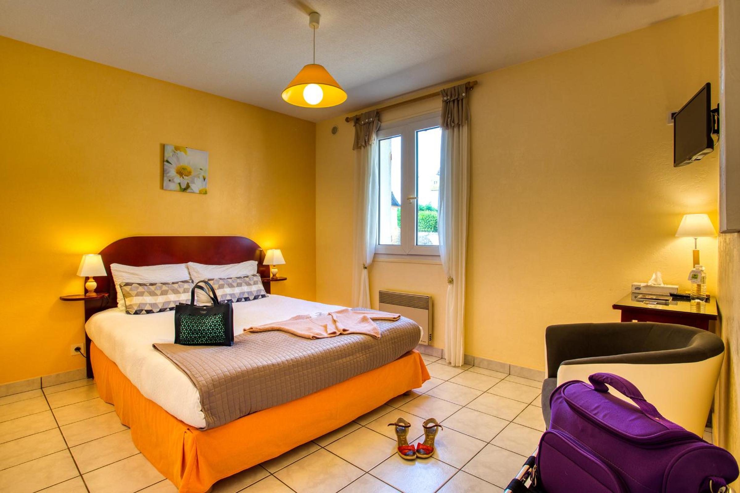 Standard Double Room photo 3