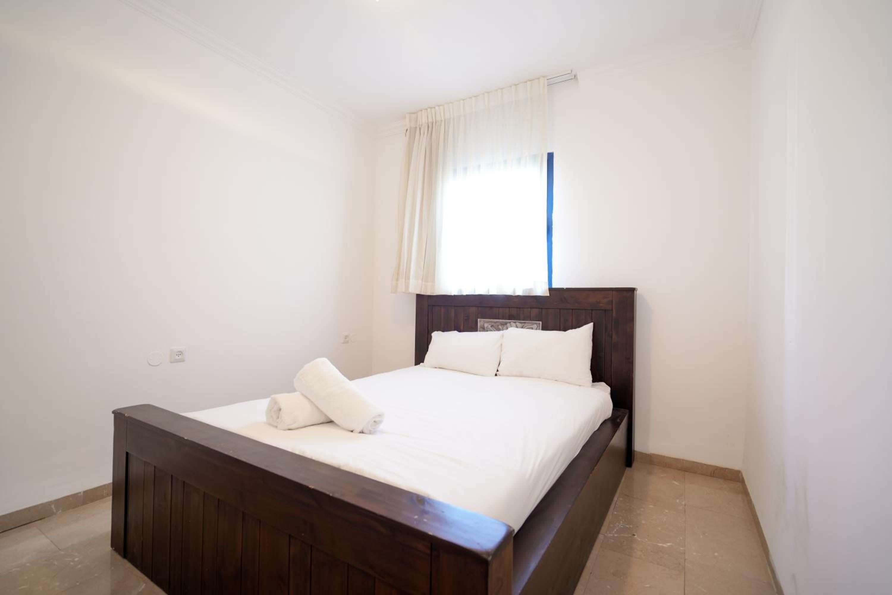Three-Bedroom Premium Apartment with Balcony