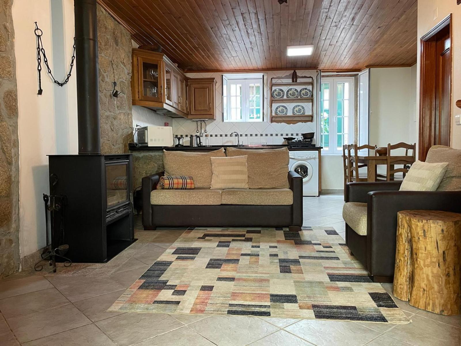 Two-Bedroom House - Photo 5