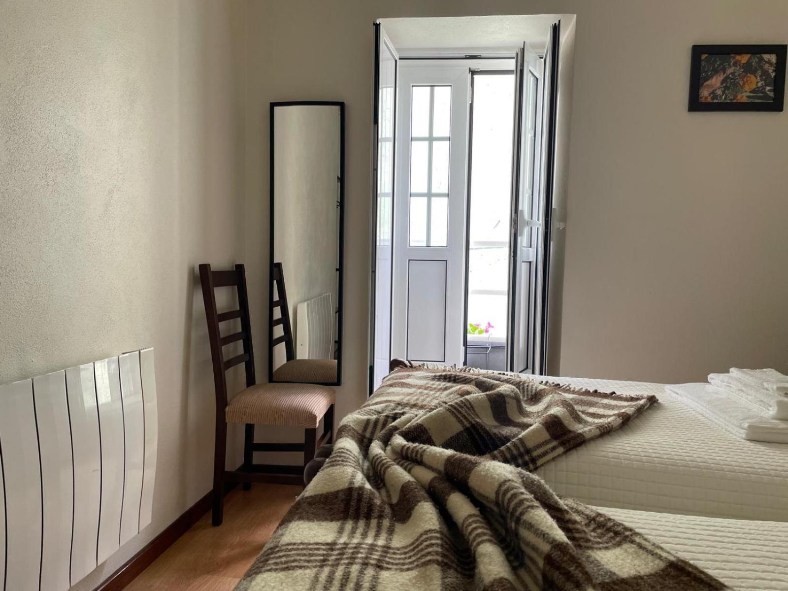Two-Bedroom House - Photo 11
