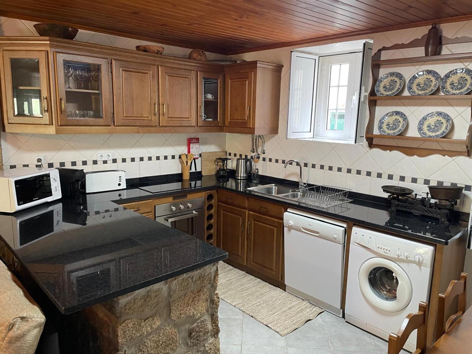 Two-Bedroom House - Photo 7