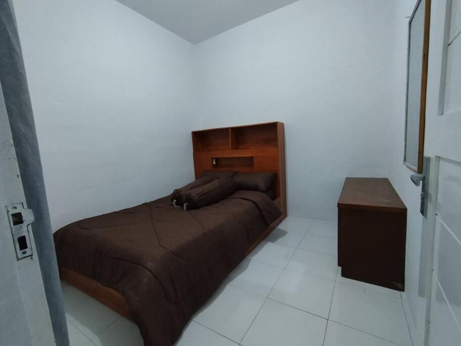 Two-Bedroom House photo 3