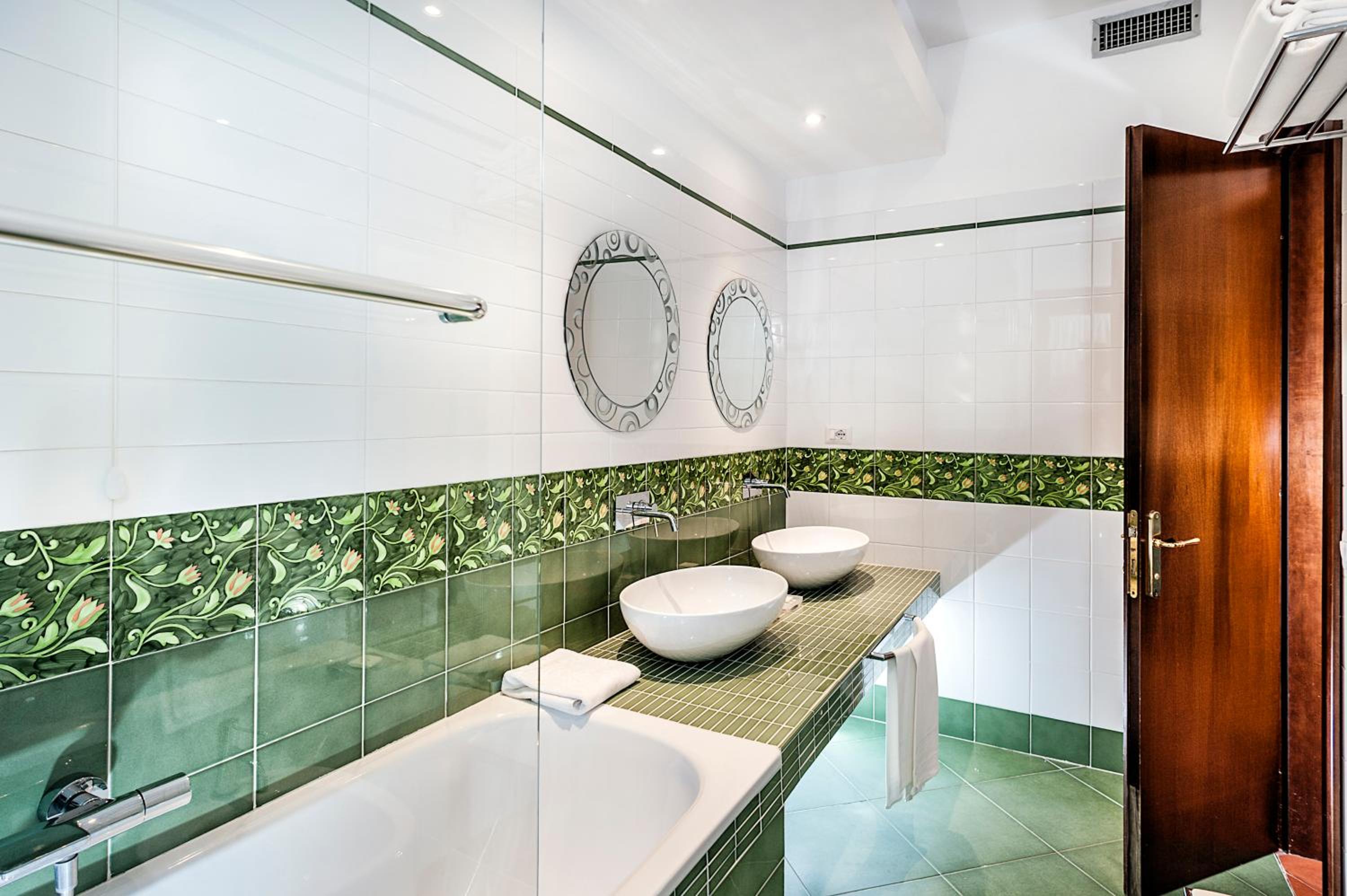 Standard Triple Room - Photo 7