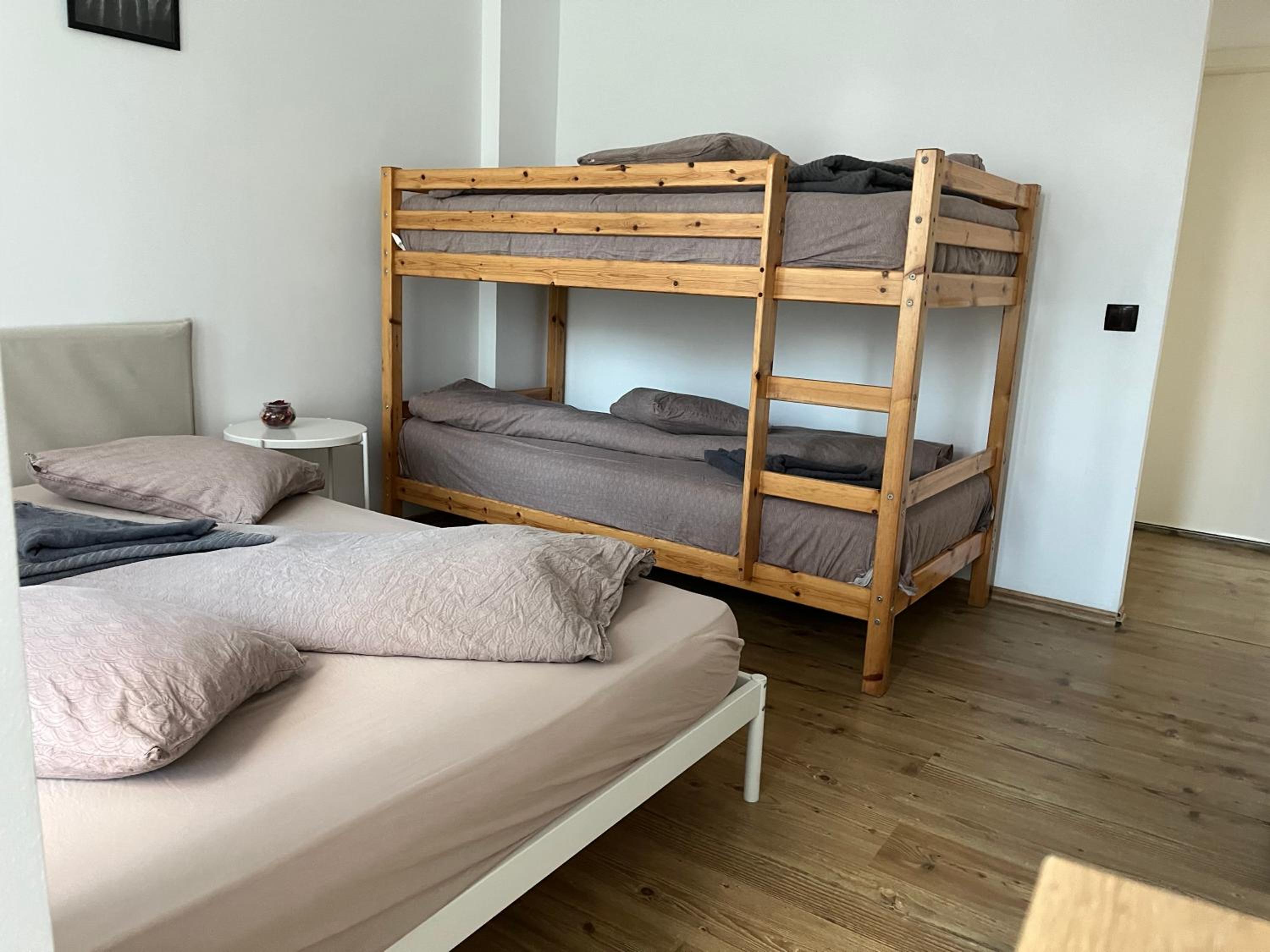 One-Bedroom Apartment - Photo 21