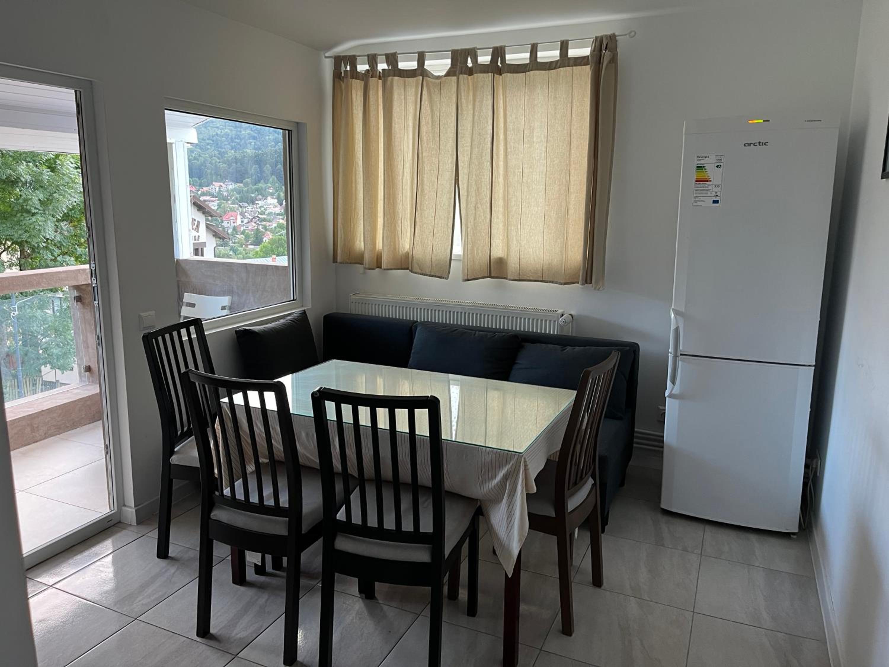 Two-Bedroom Apartment - Photo 4