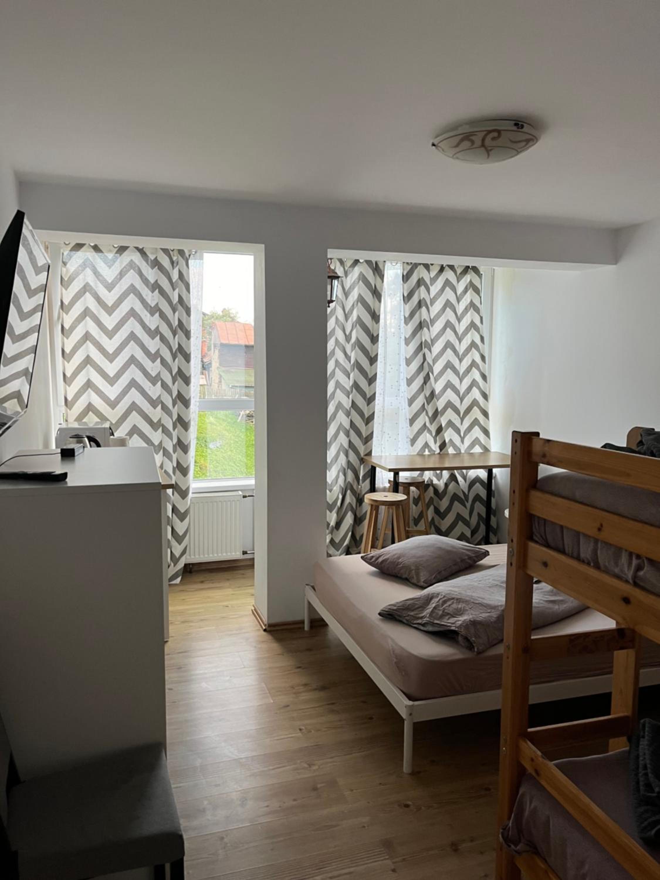 One-Bedroom Apartment - Photo 1