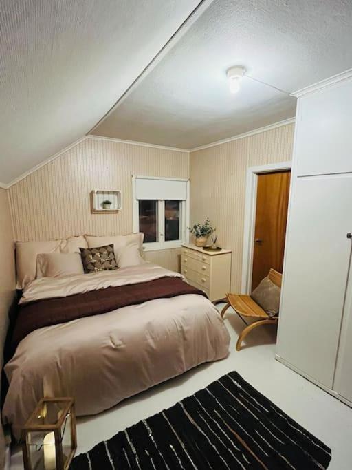 Three-Bedroom House photo 1
