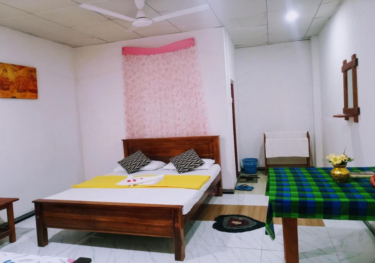 Deluxe Double Room with Extra Bed photo 2