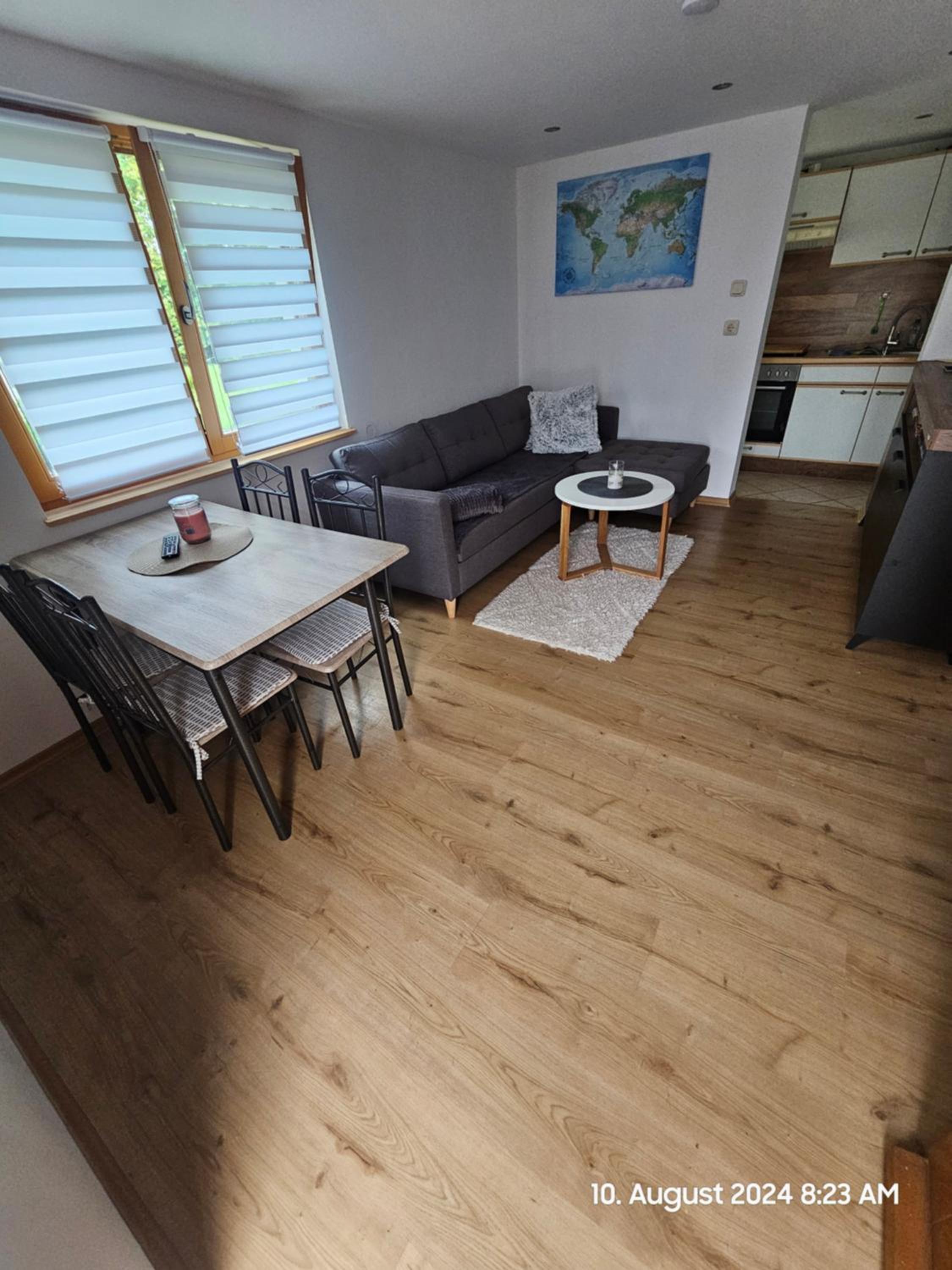 One-Bedroom Apartment photo 2