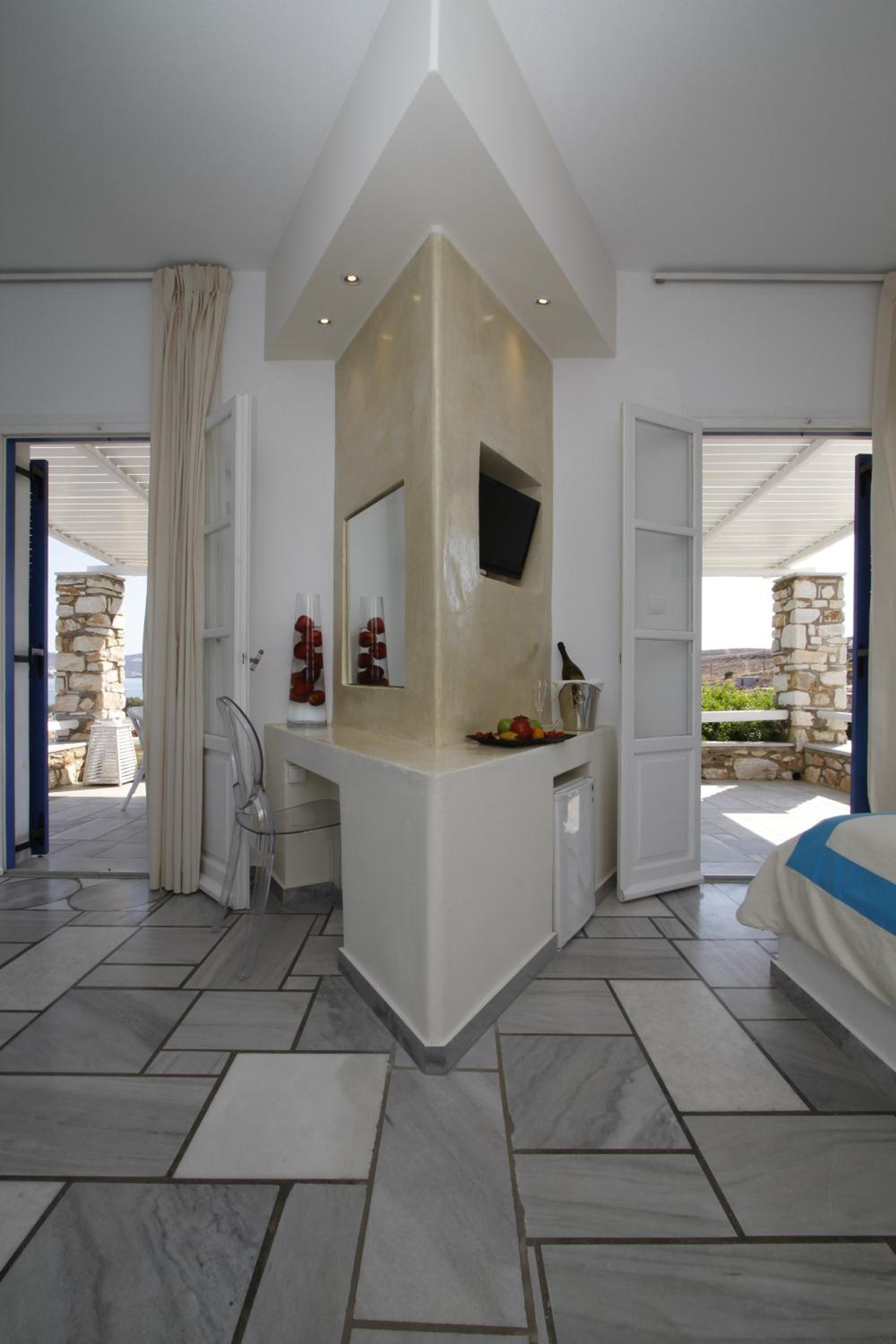 Premium Double Room with Sea View - Photo 4