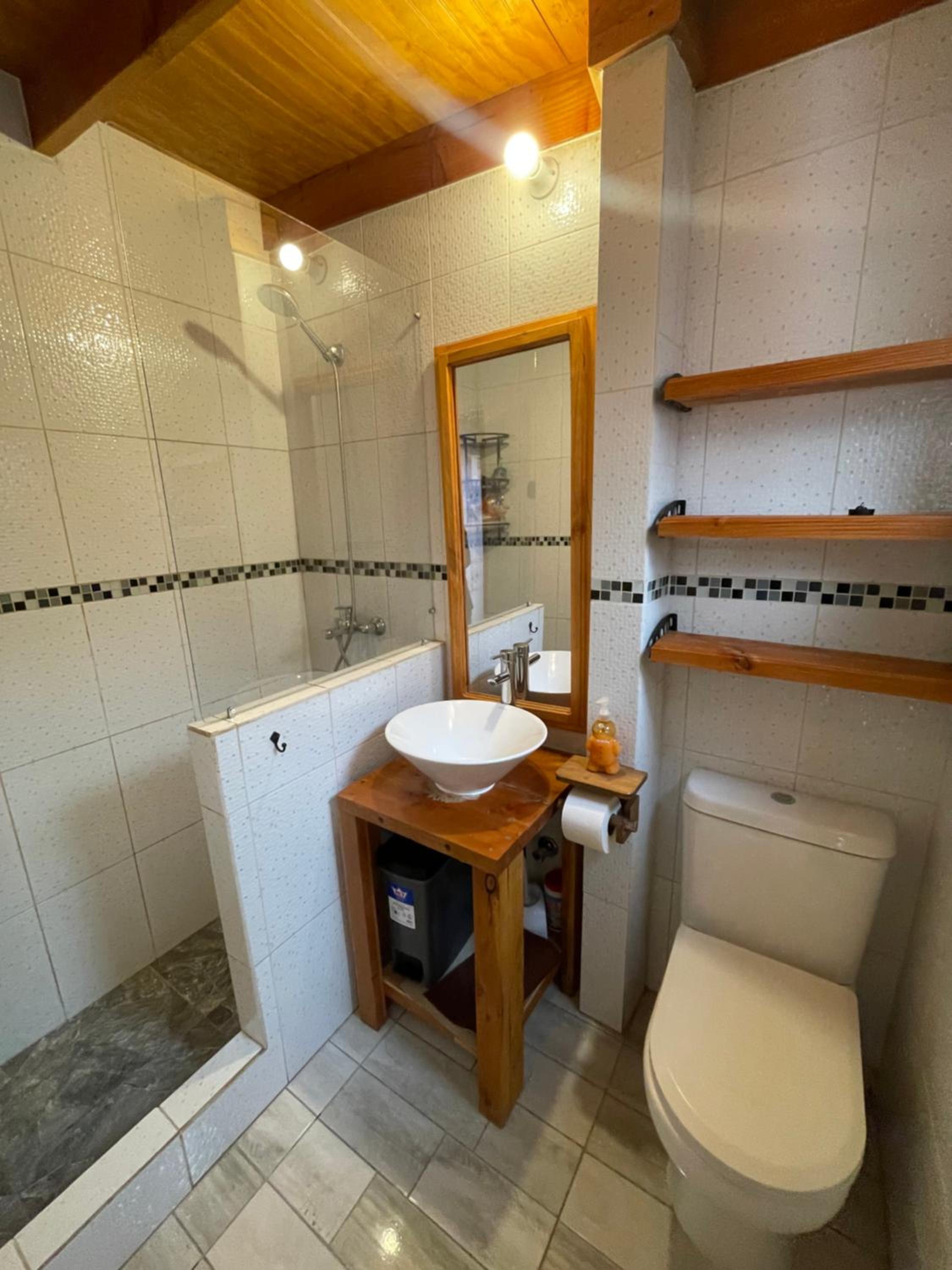 Double Room With Private Bathroom photo 3