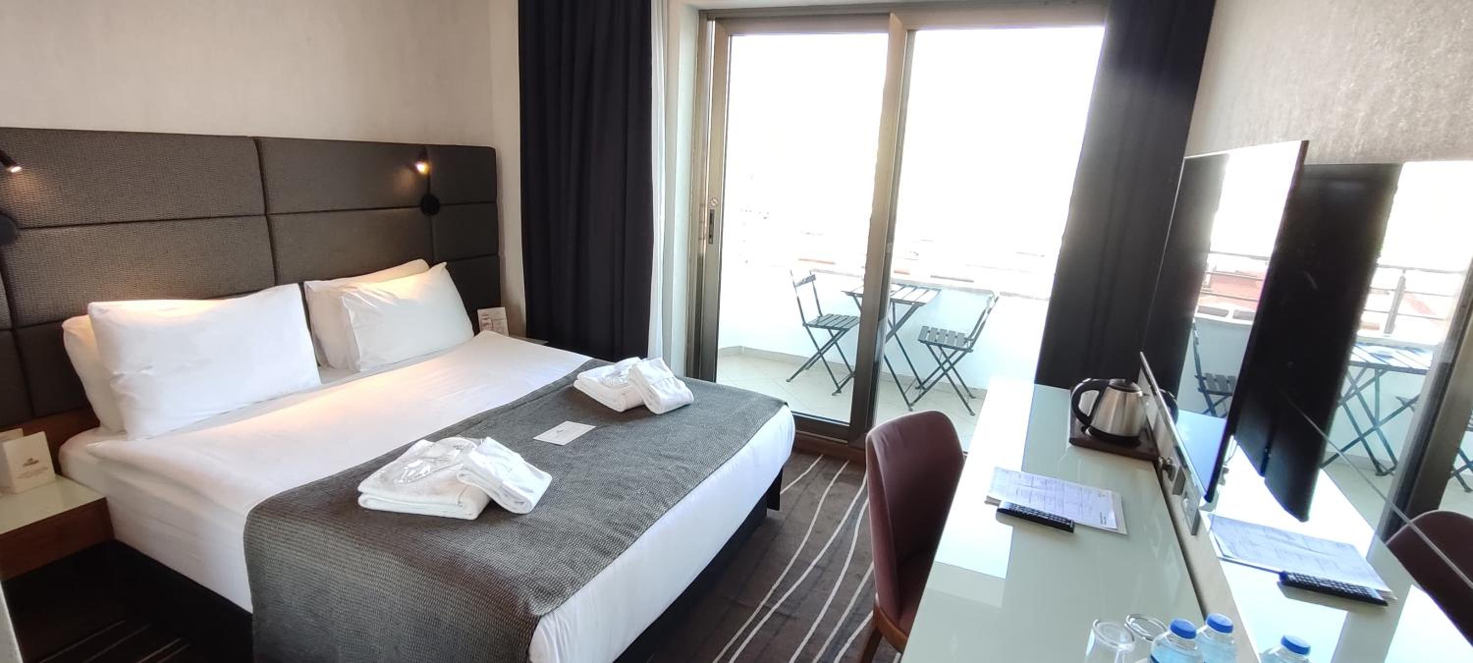 Deluxe Bosphorus Balcony Room