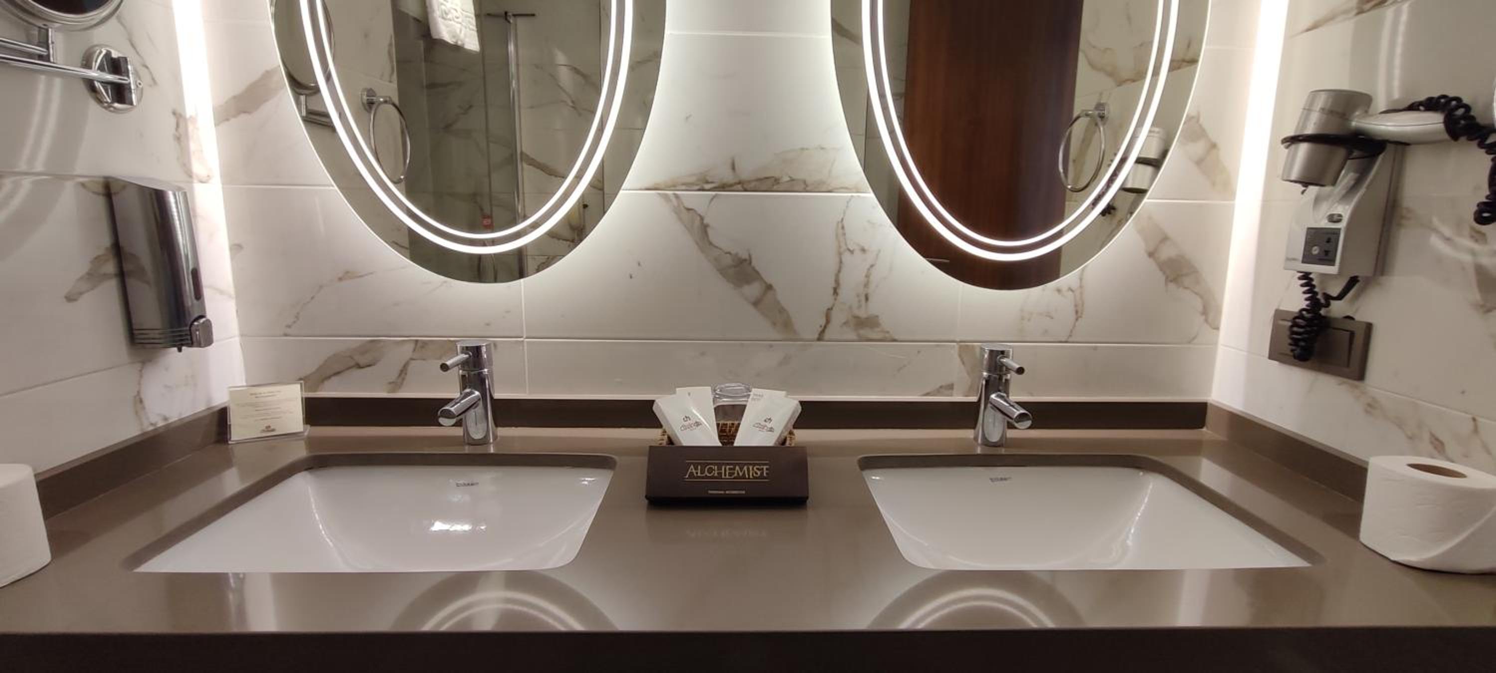 Deluxe Bosphorus Suite Balcony Room