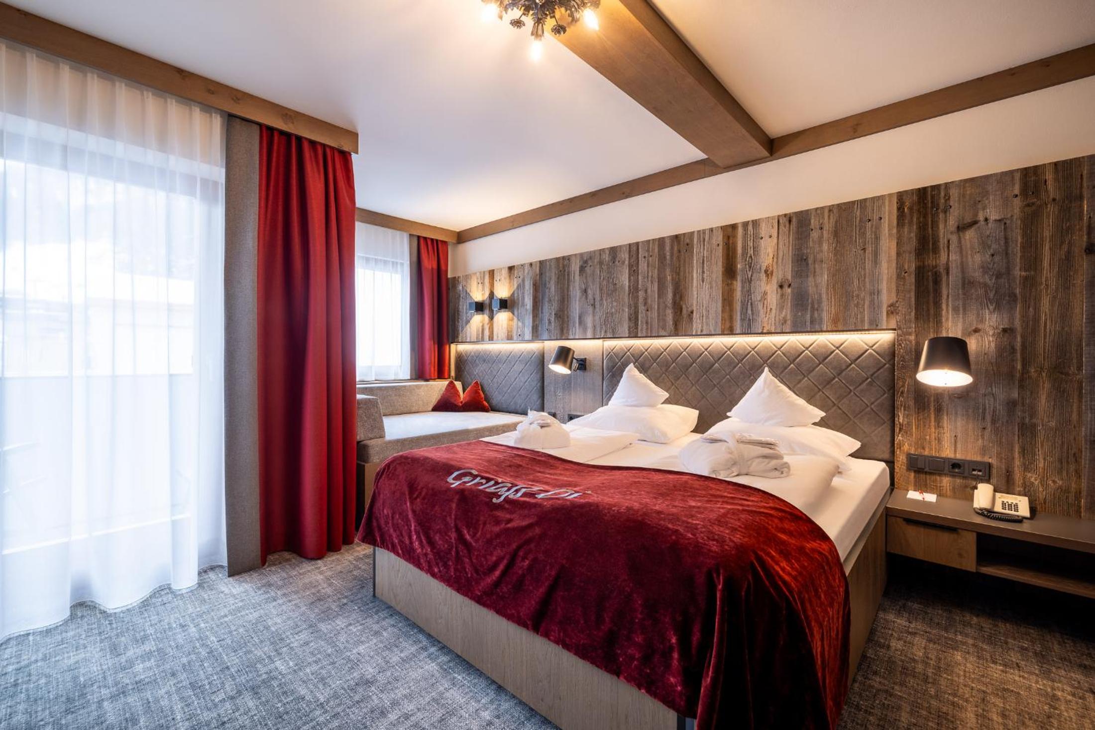Deluxe Double Room with Balcony