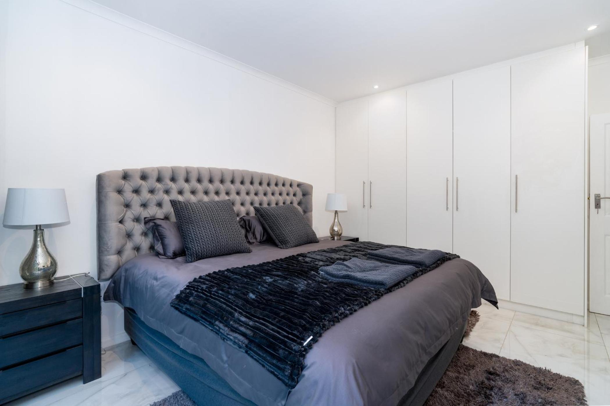 Superior King Room - Photo 6