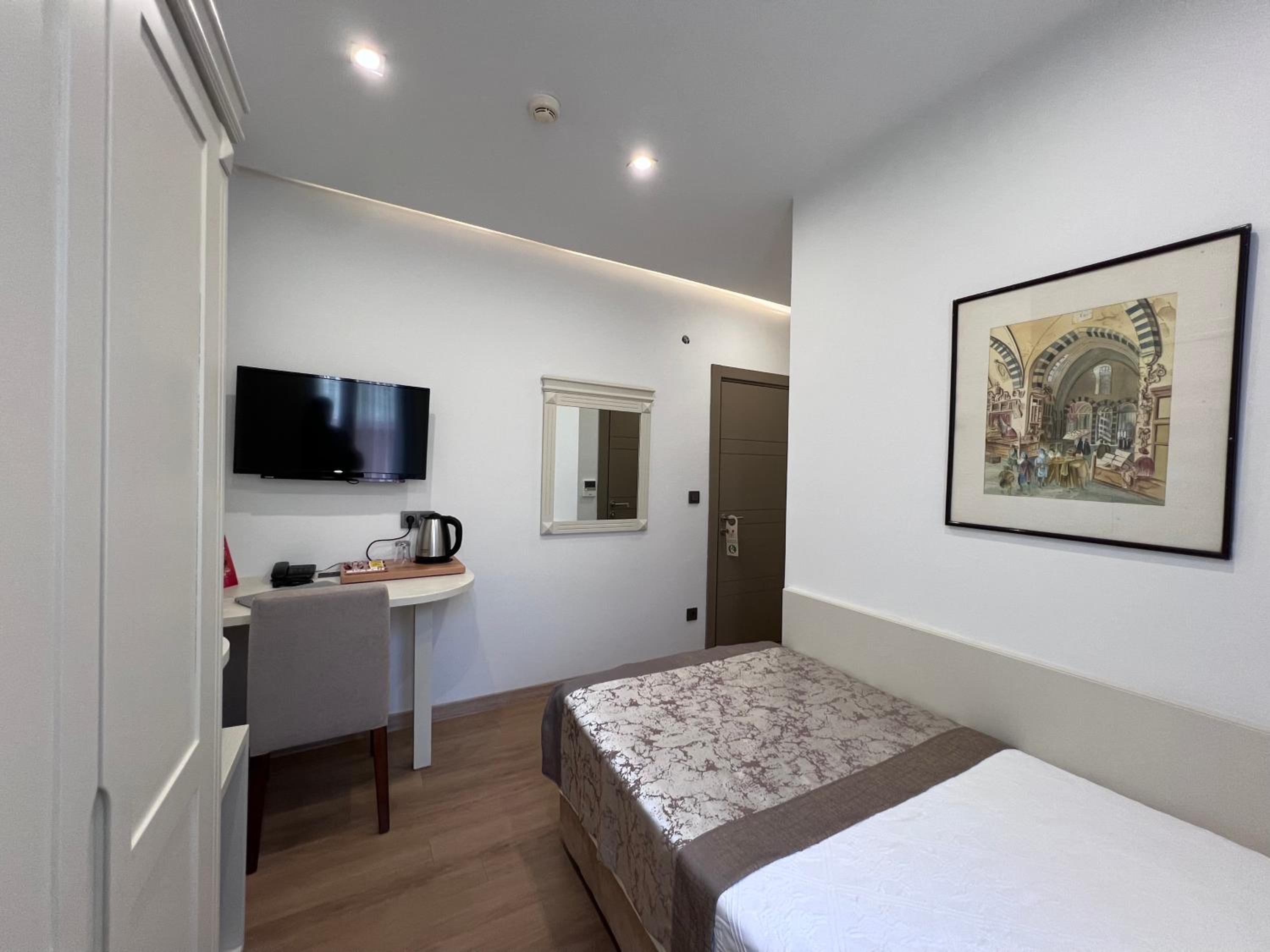 Single Room photo 1