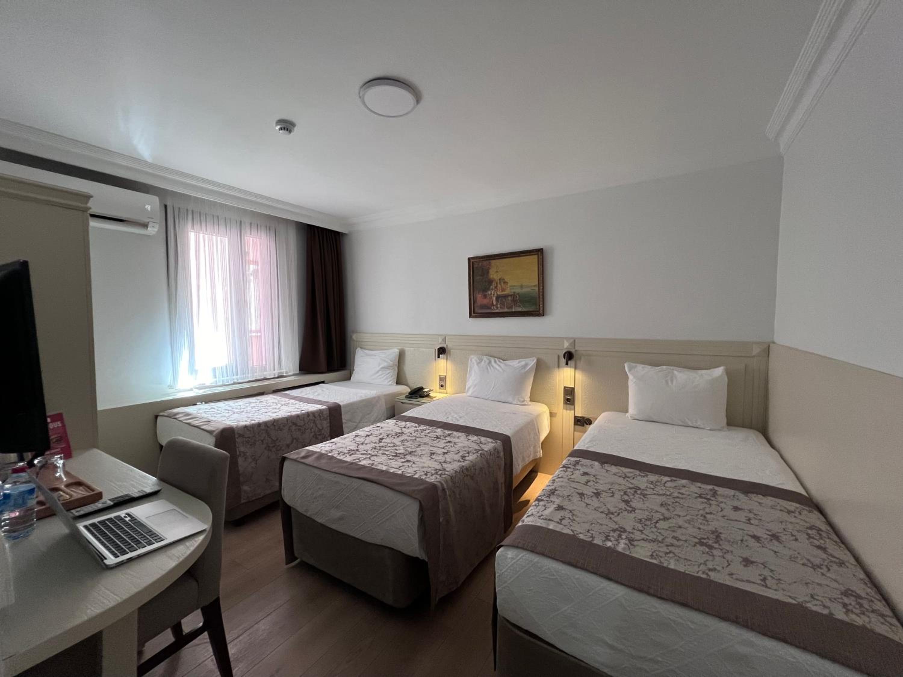 Triple Room photo 1