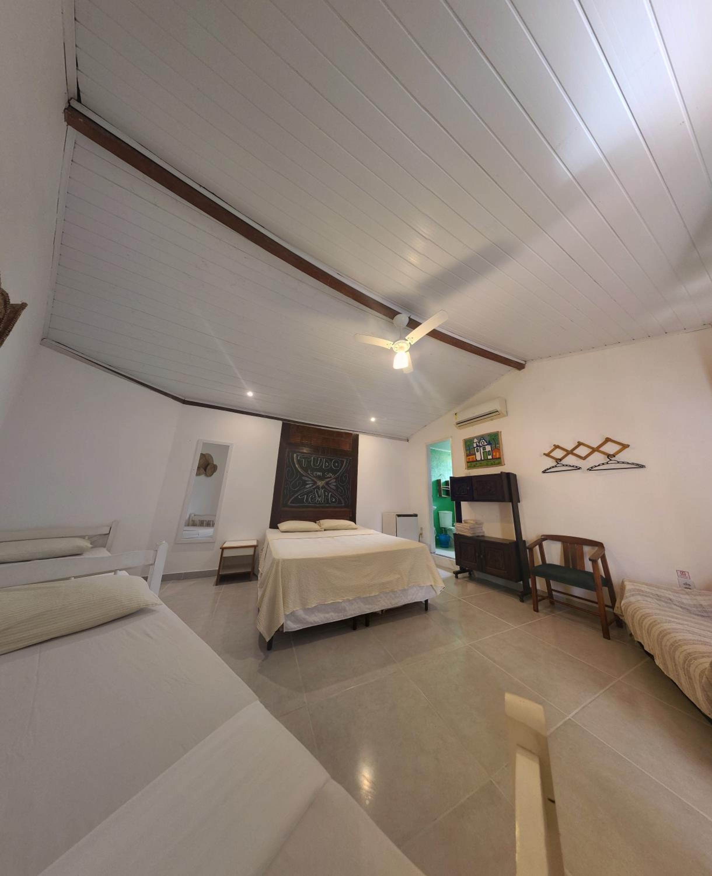 Quadruple Room - Photo 2