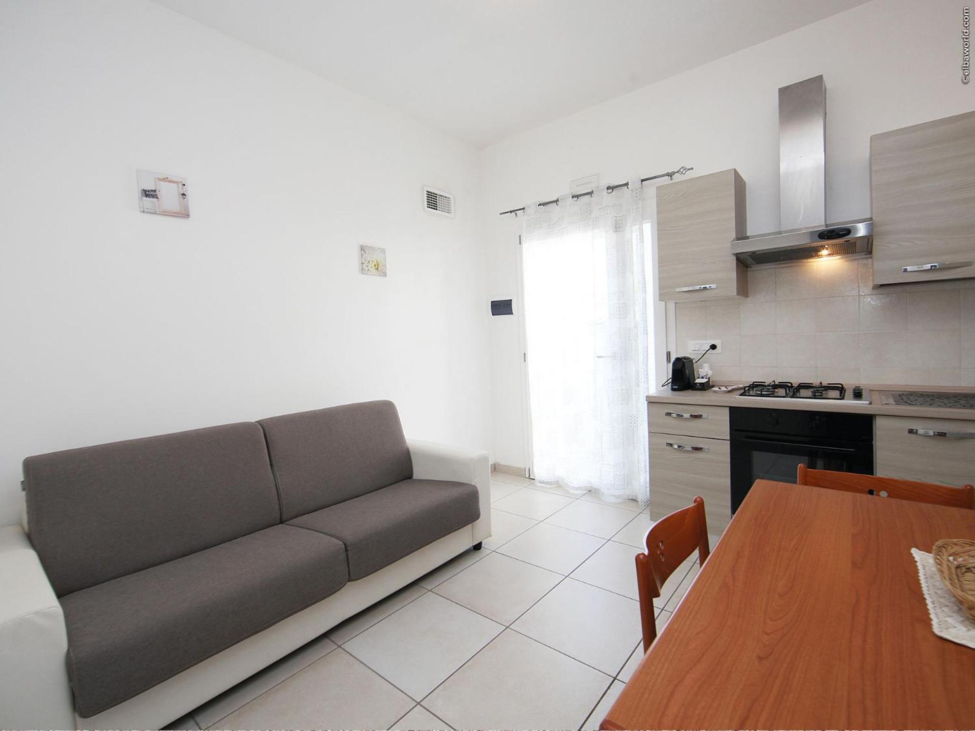One-Bedroom Apartment photo 3