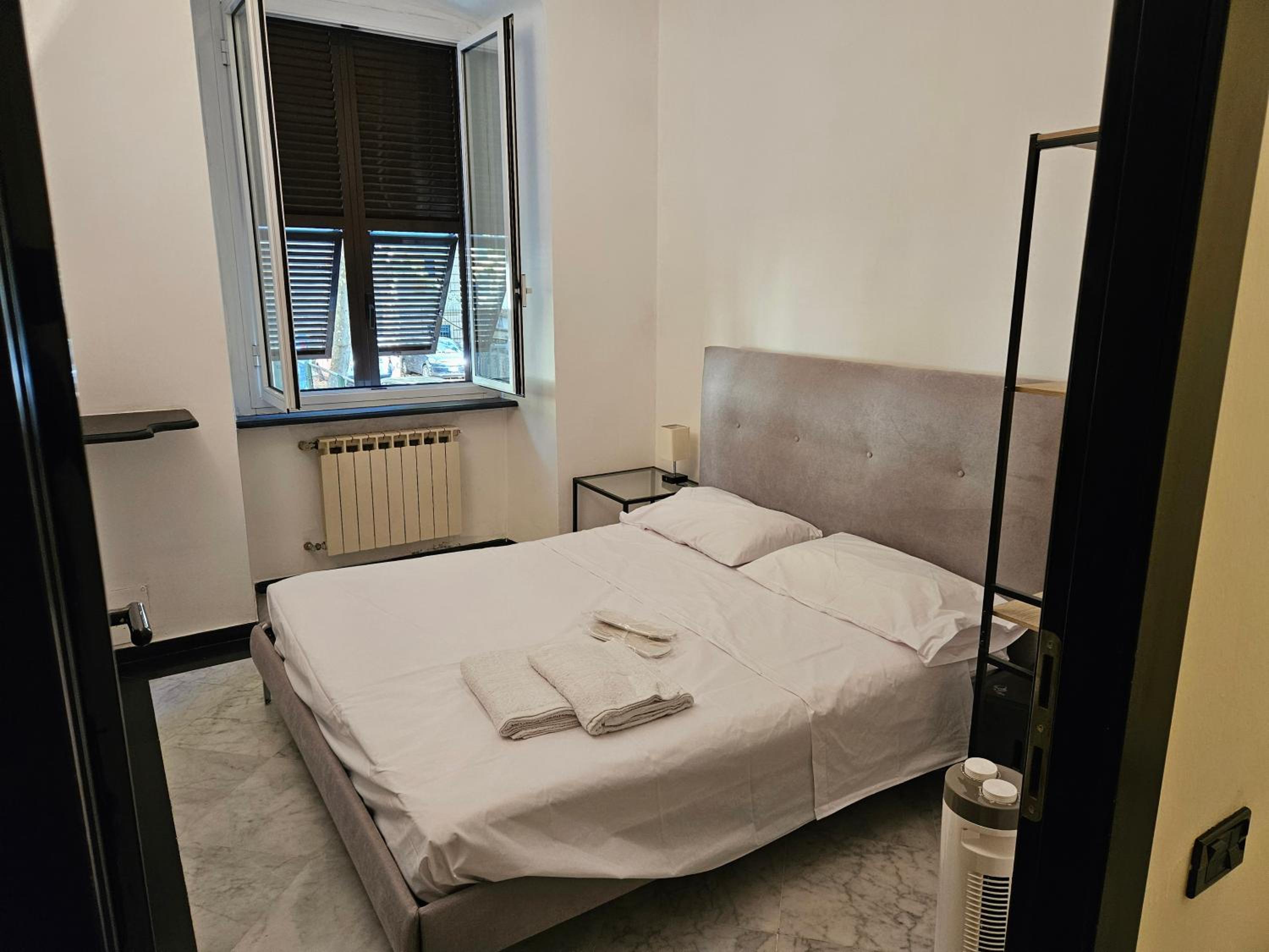 Three-Bedroom Deluxe Apartment