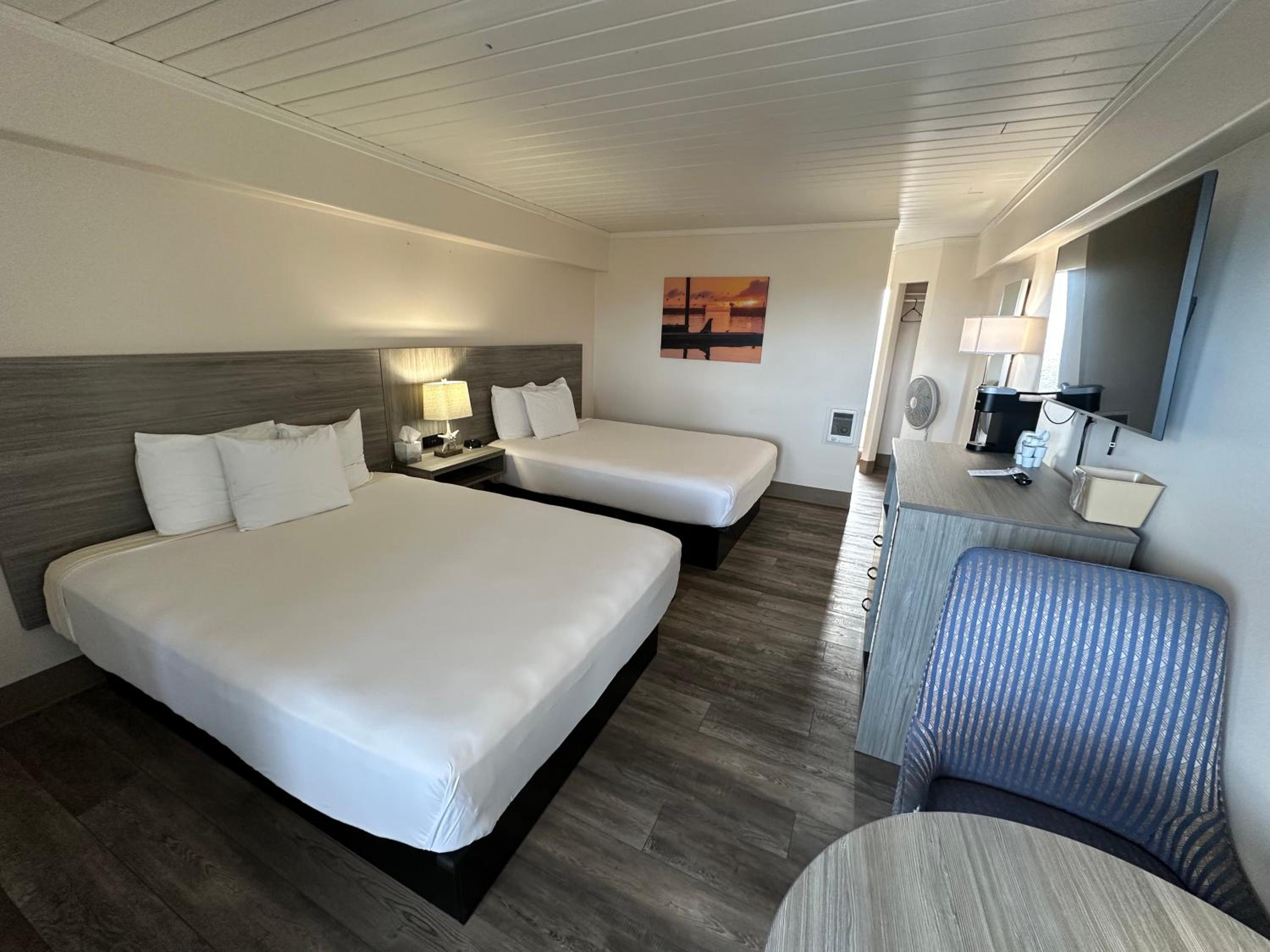 Double Queen Suite photo 1