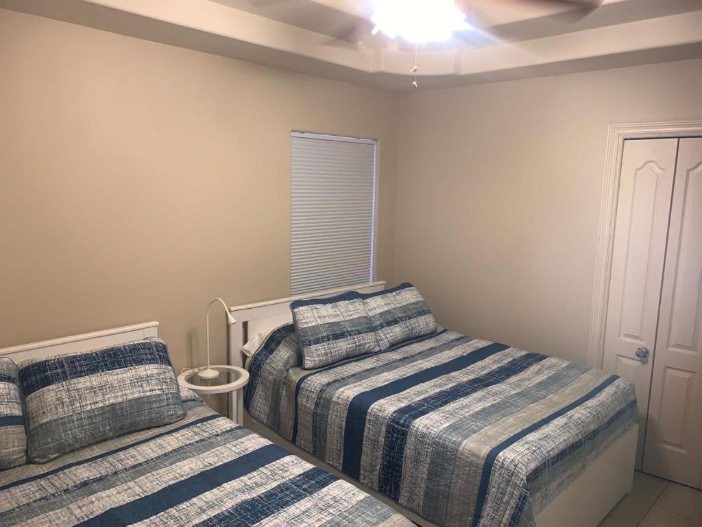 Three-Bedroom Apartment photo 1
