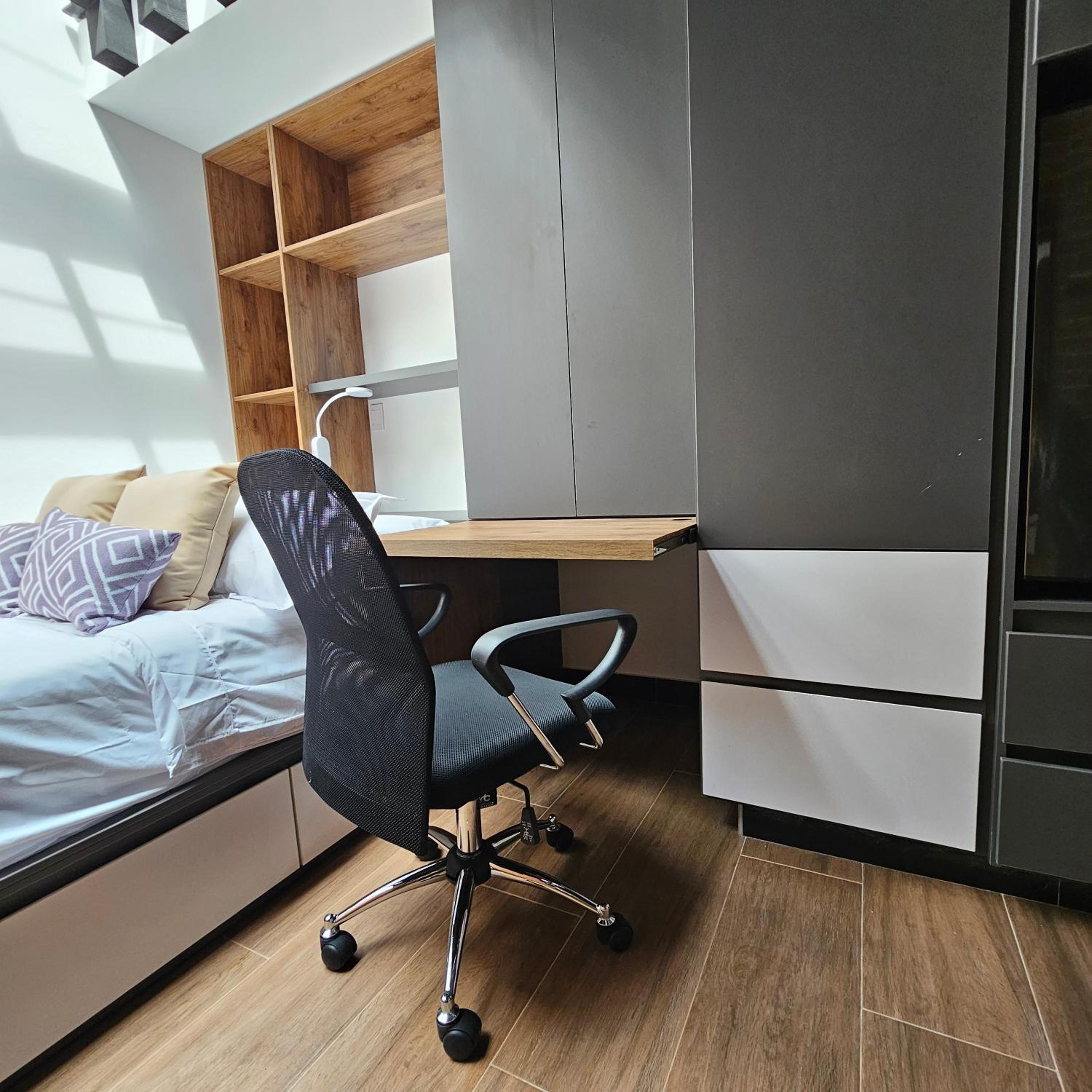 One-Bedroom Apartment photo 2