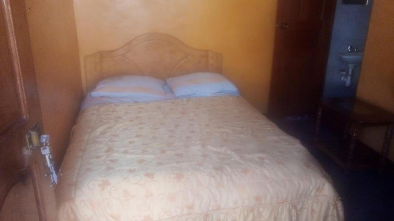 Double Room with Private Bathroom photo 2