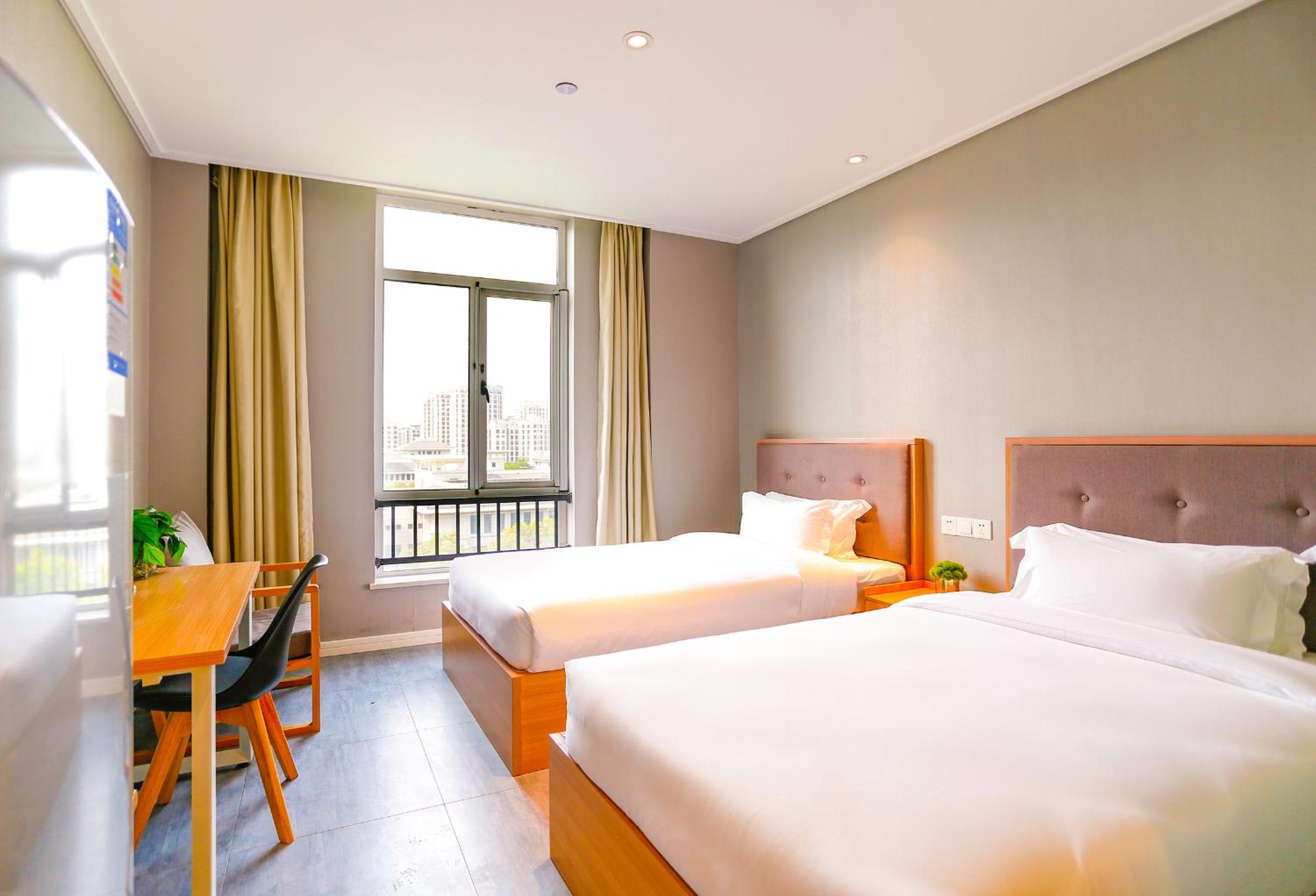 Standard Twin Room photo 1