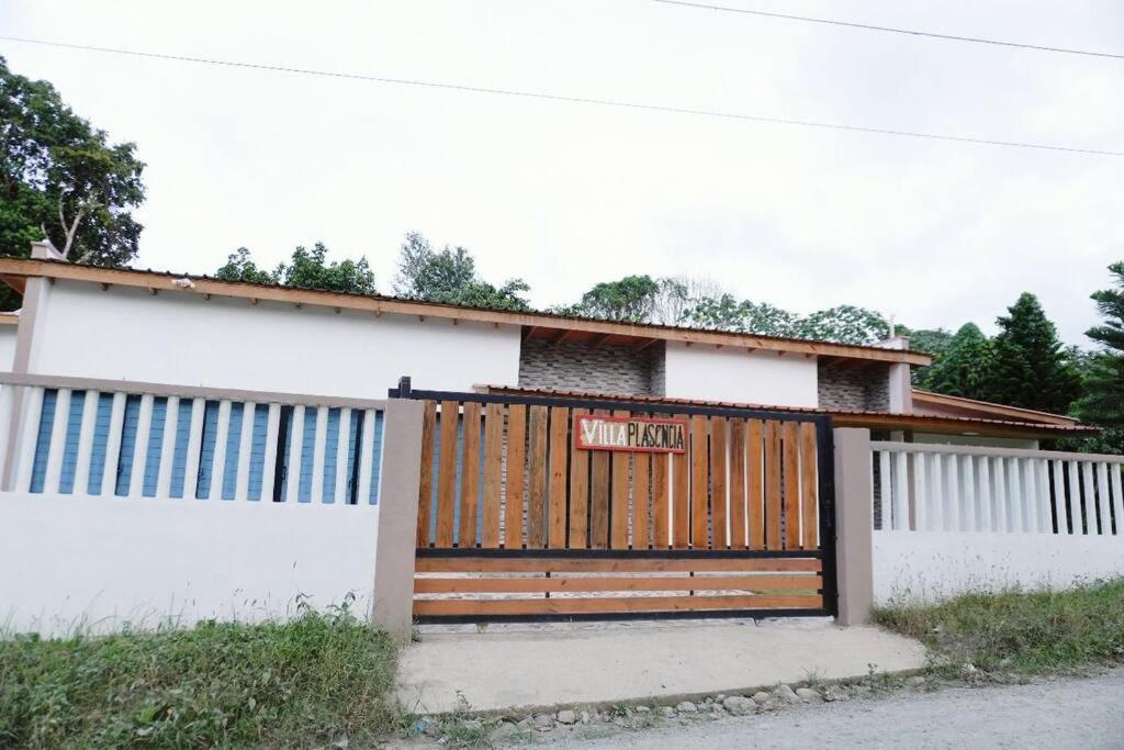 Three-Bedroom Villa photo 3