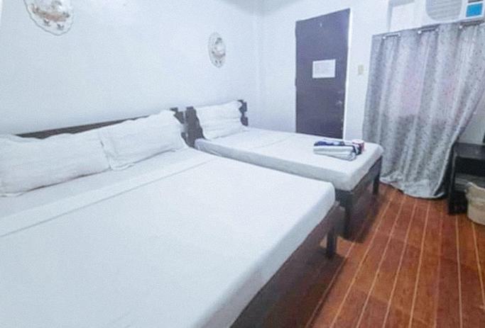 Deluxe Room - Photo 1