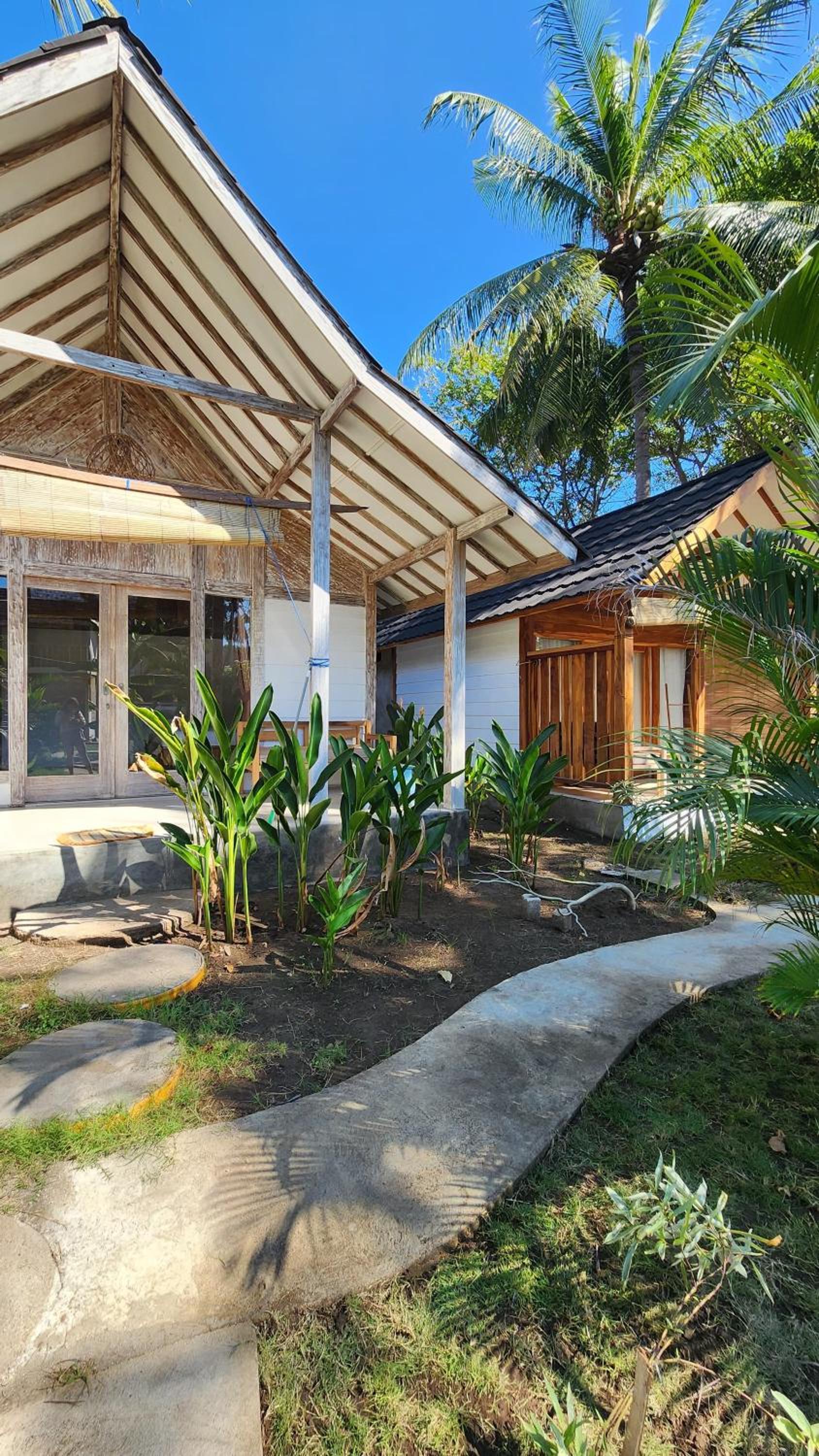 One-Bedroom House - Photo 3
