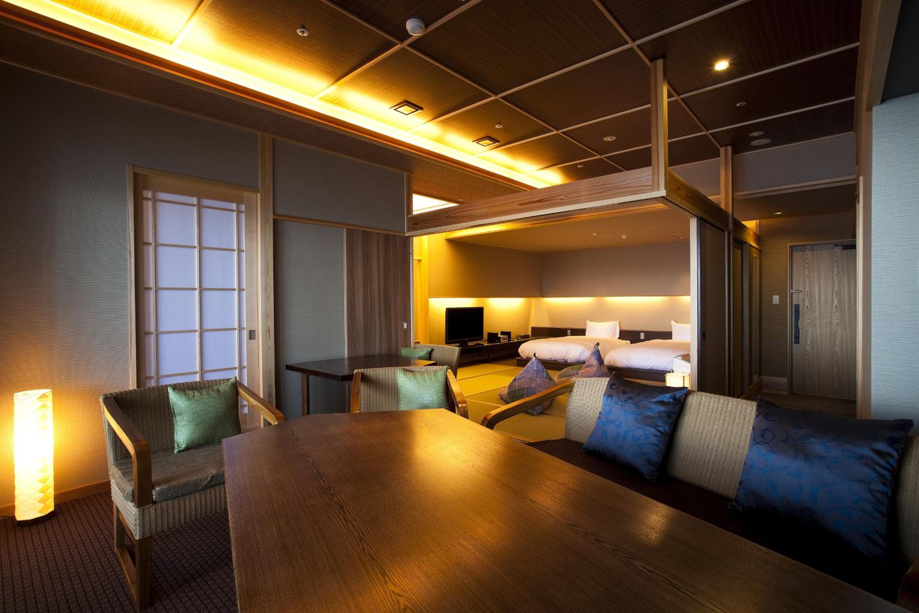 Japanese Western Suite with Open Air Bath Type G - Non-Smoking (5th-8th Floor) - Photo 4