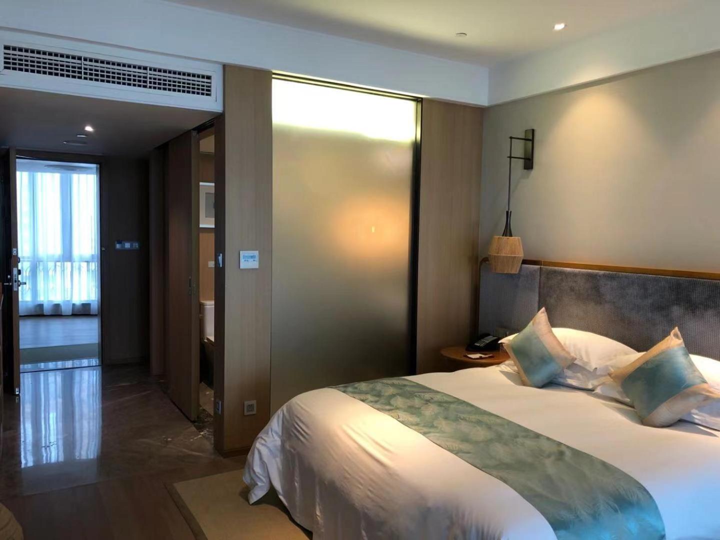 Sea View Balcony King Room photo 1
