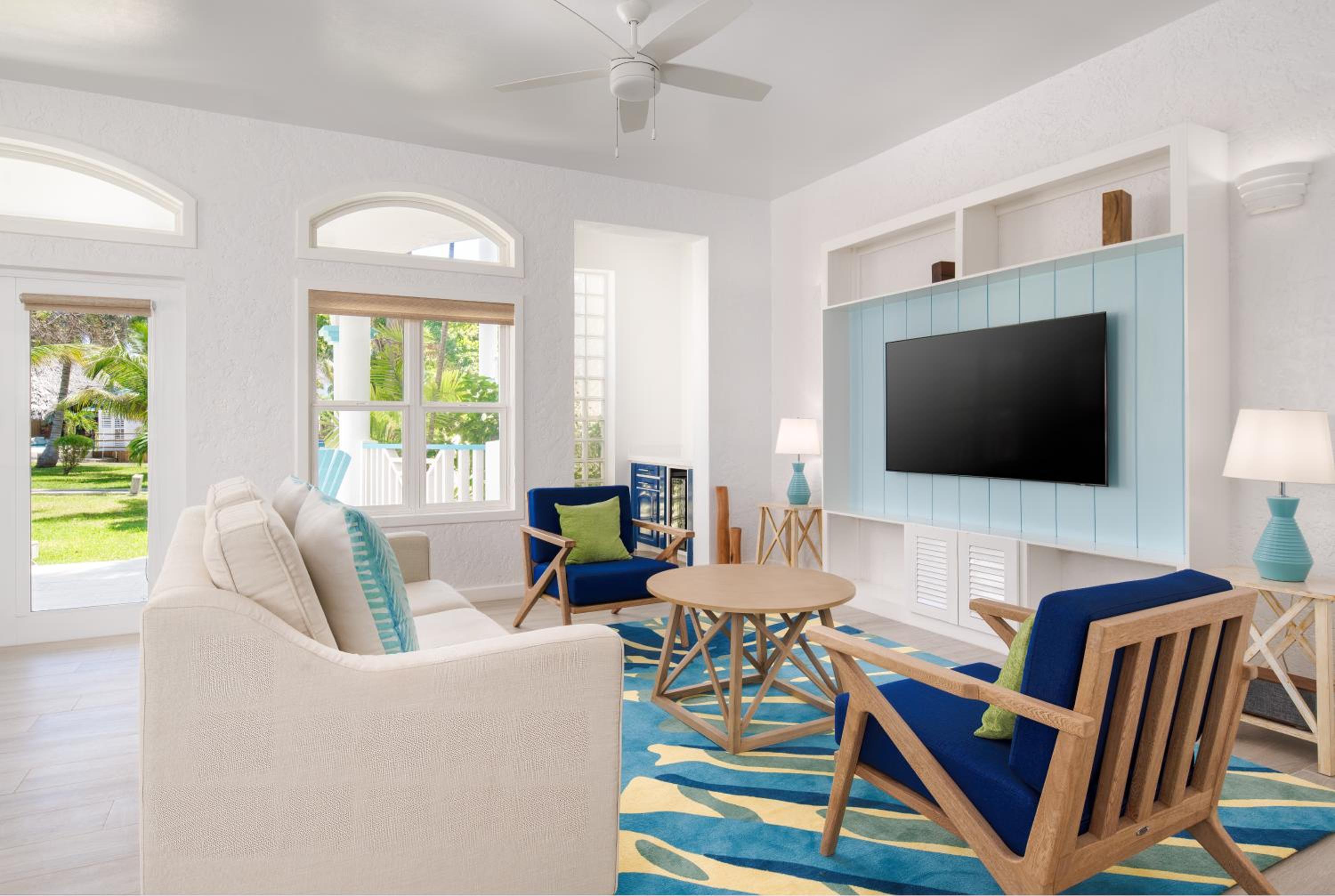 2 Bedroom Oceanfront Suite photo 2