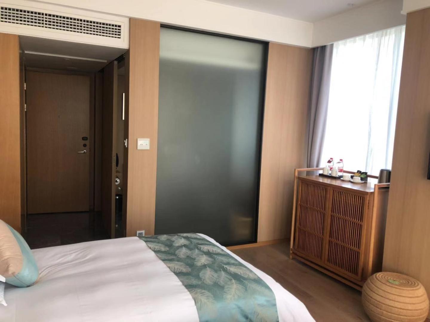 Premium Sea View Twin Room photo 1
