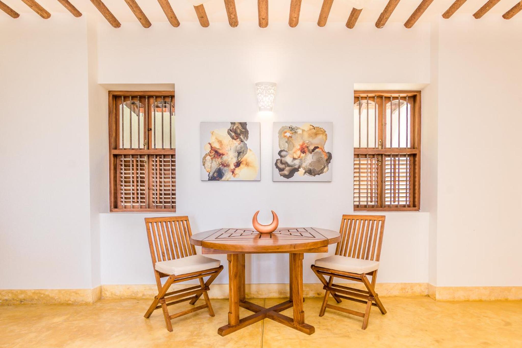 Three-Bedroom Suite - Photo 4