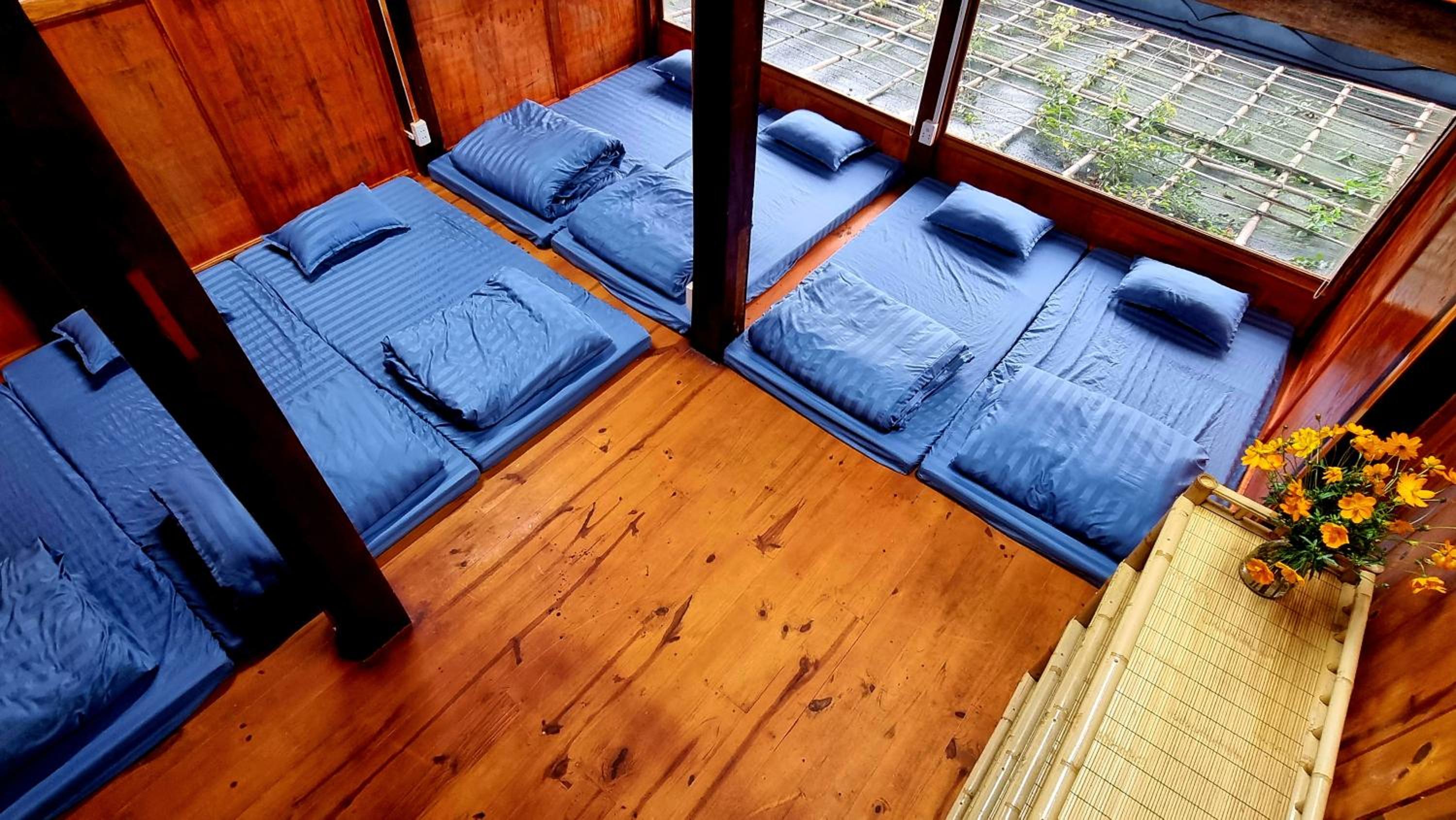 Single Bed in Dormitory Room photo 1