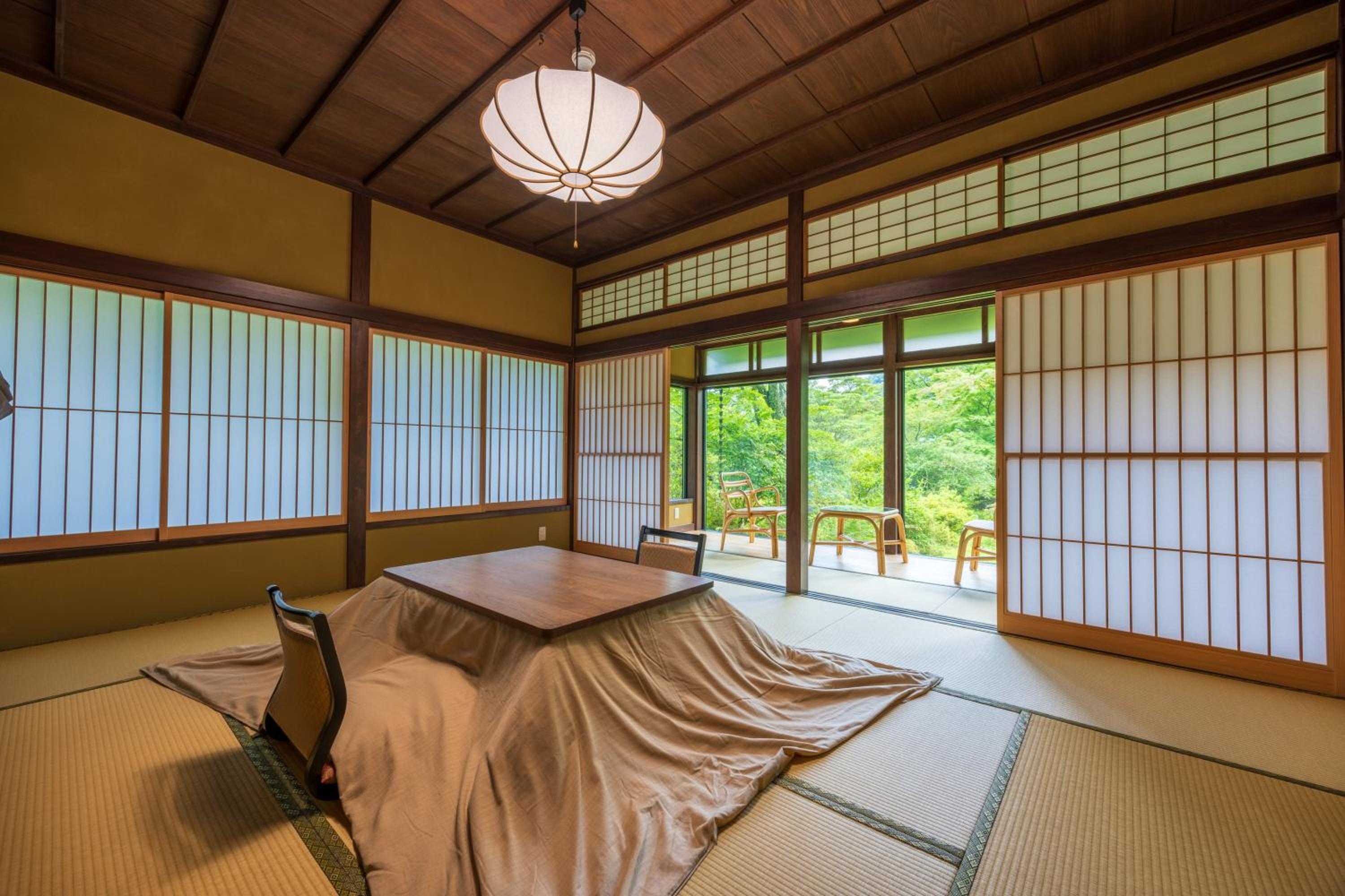 Exective Family Room with Hot Spring Open-Air Bath "Sensintei"