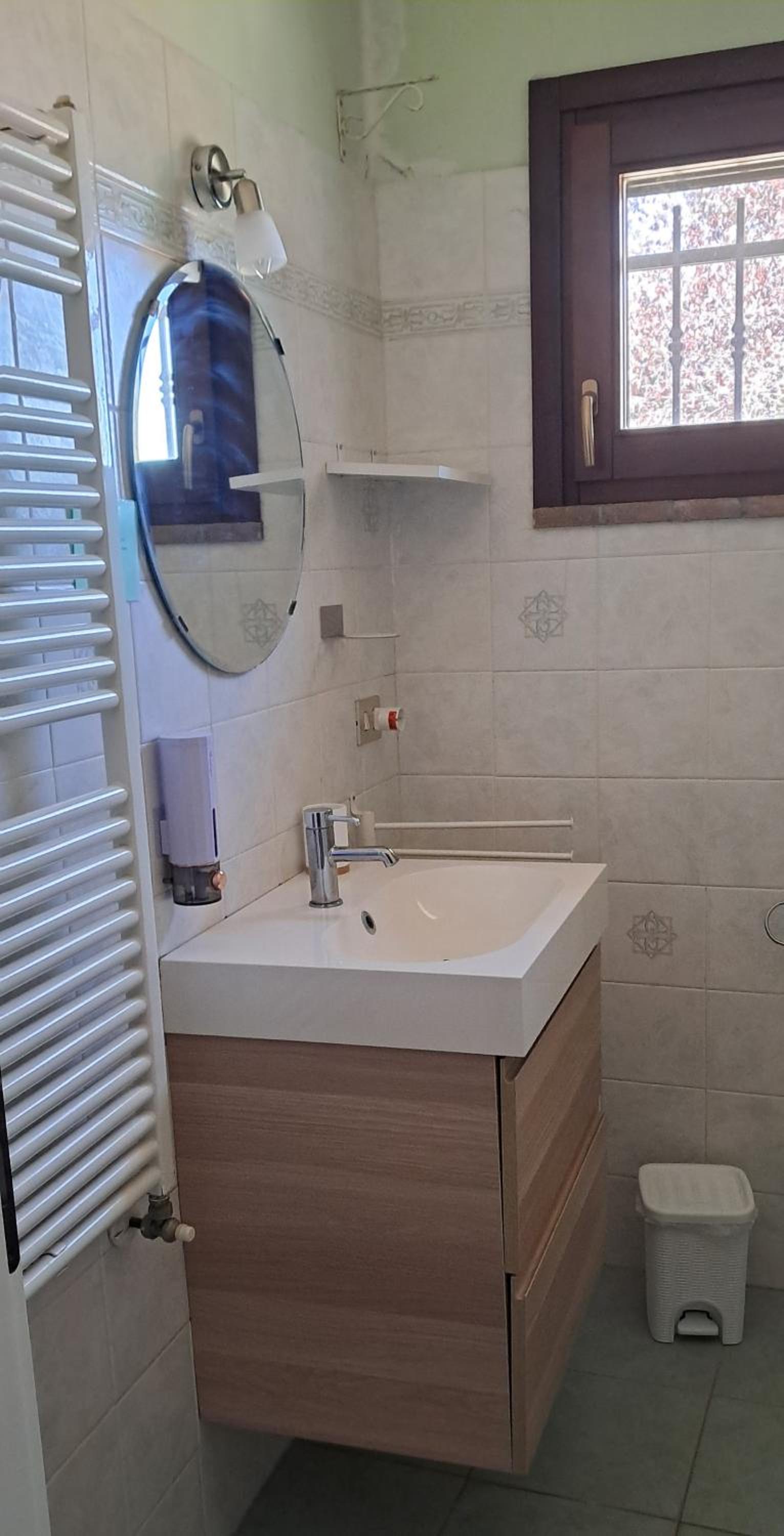 Deluxe Double Room (2 Adults + 1 Child) photo 3