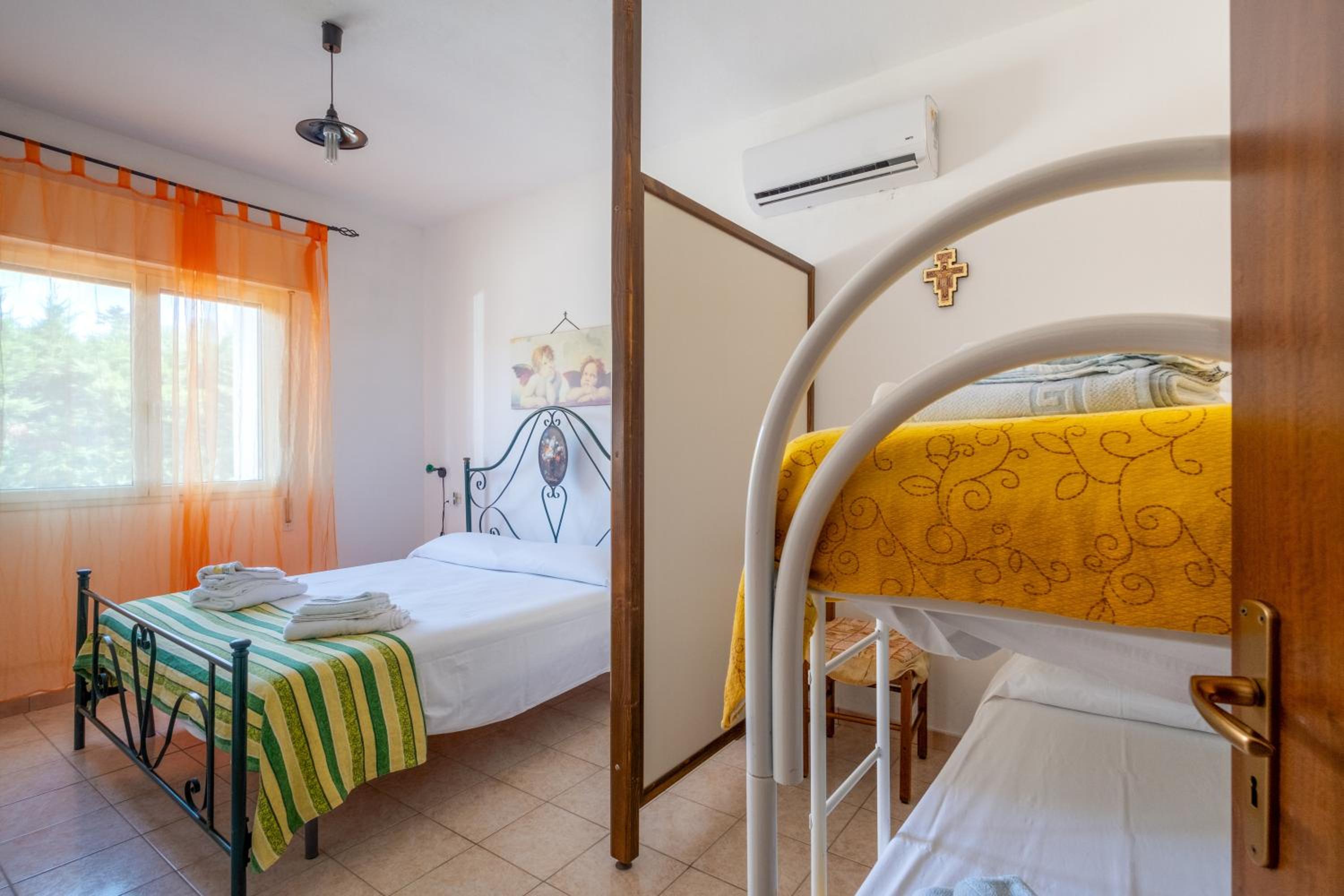 One-Bedroom Apartment with Garden View