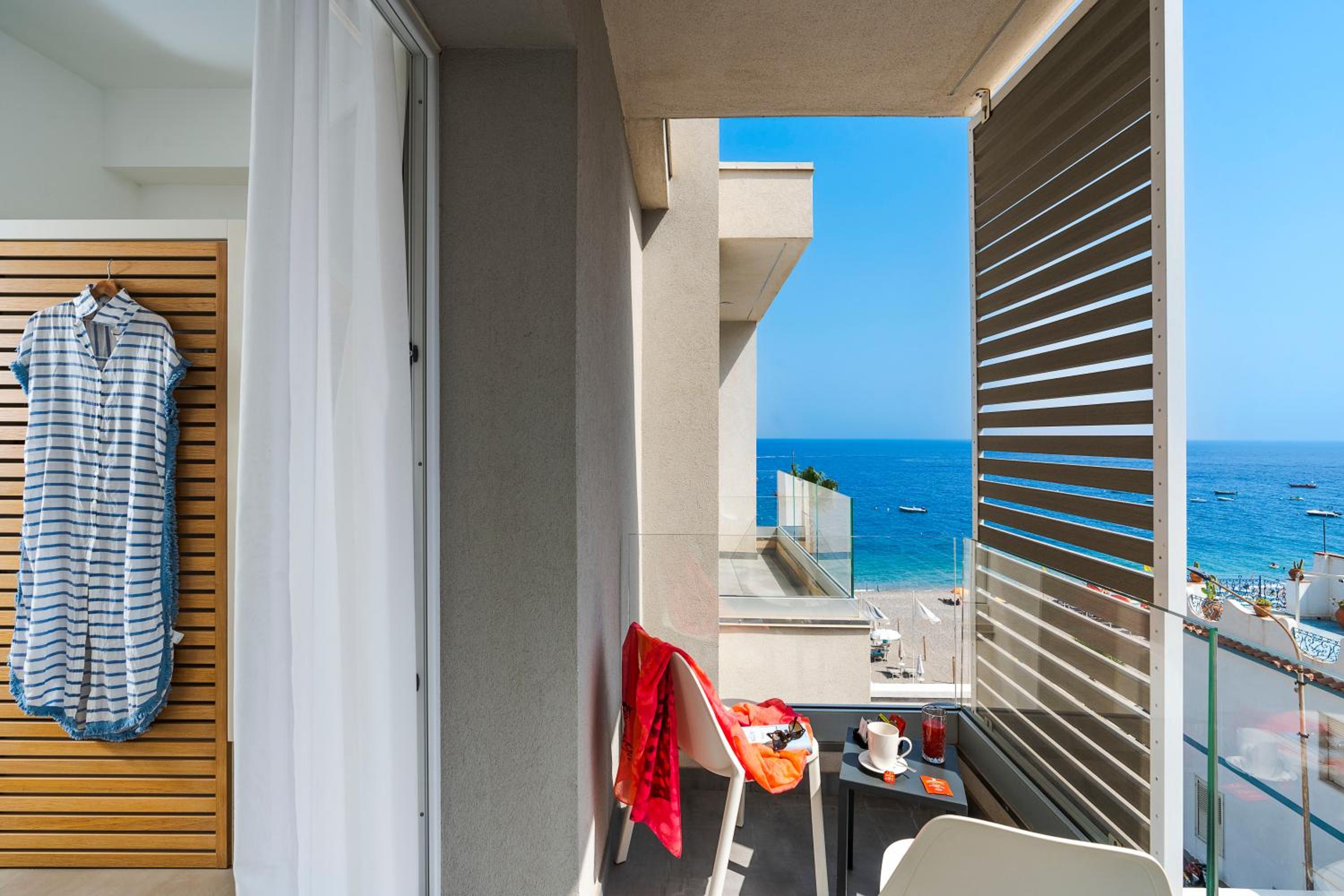 Superior Triple Room with Side Sea View photo 3