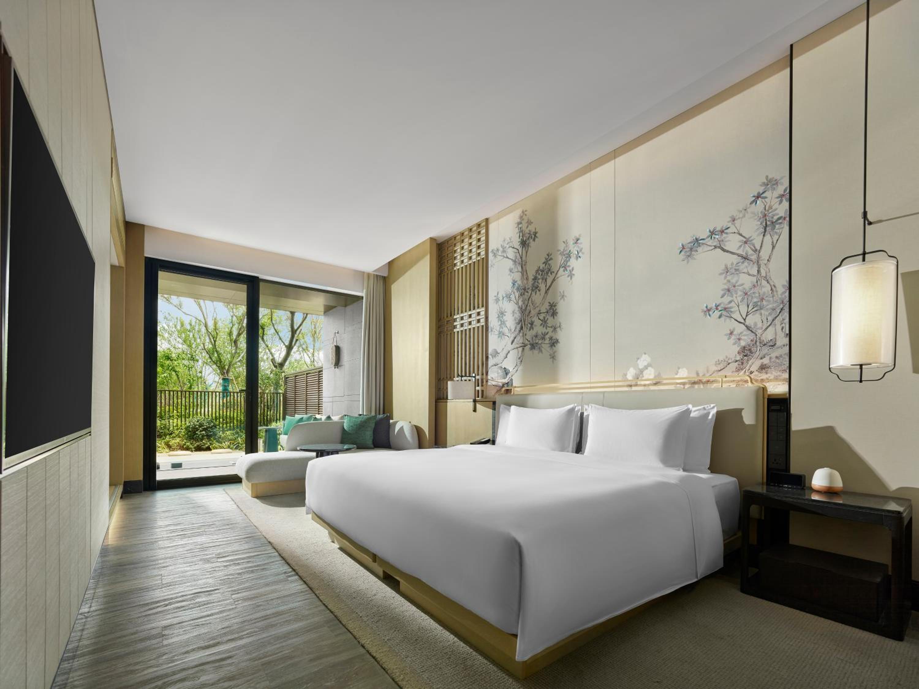 Courtyard Wellbeing King Room