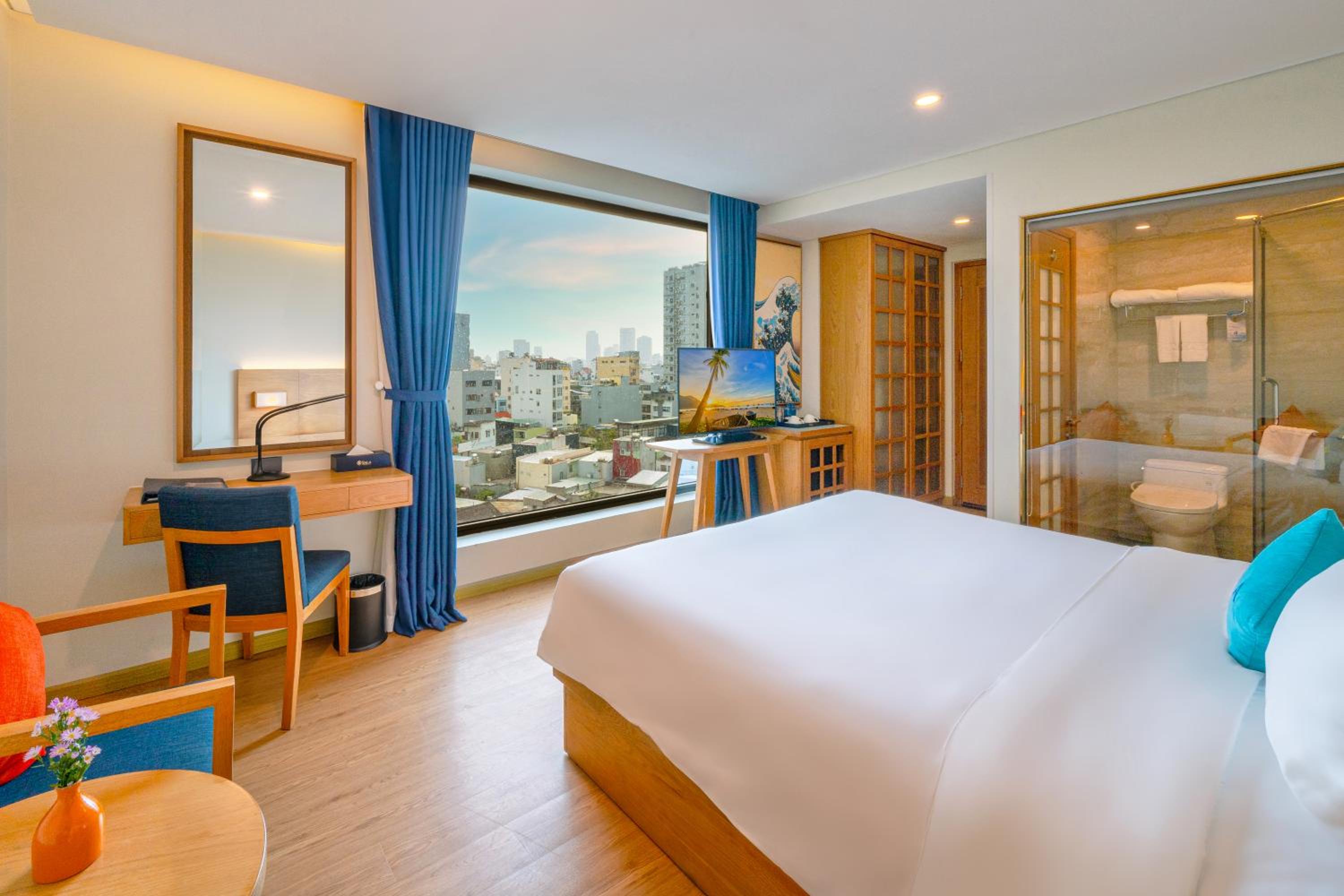 Special Offer - Superior Double Room with City View - Photo 3