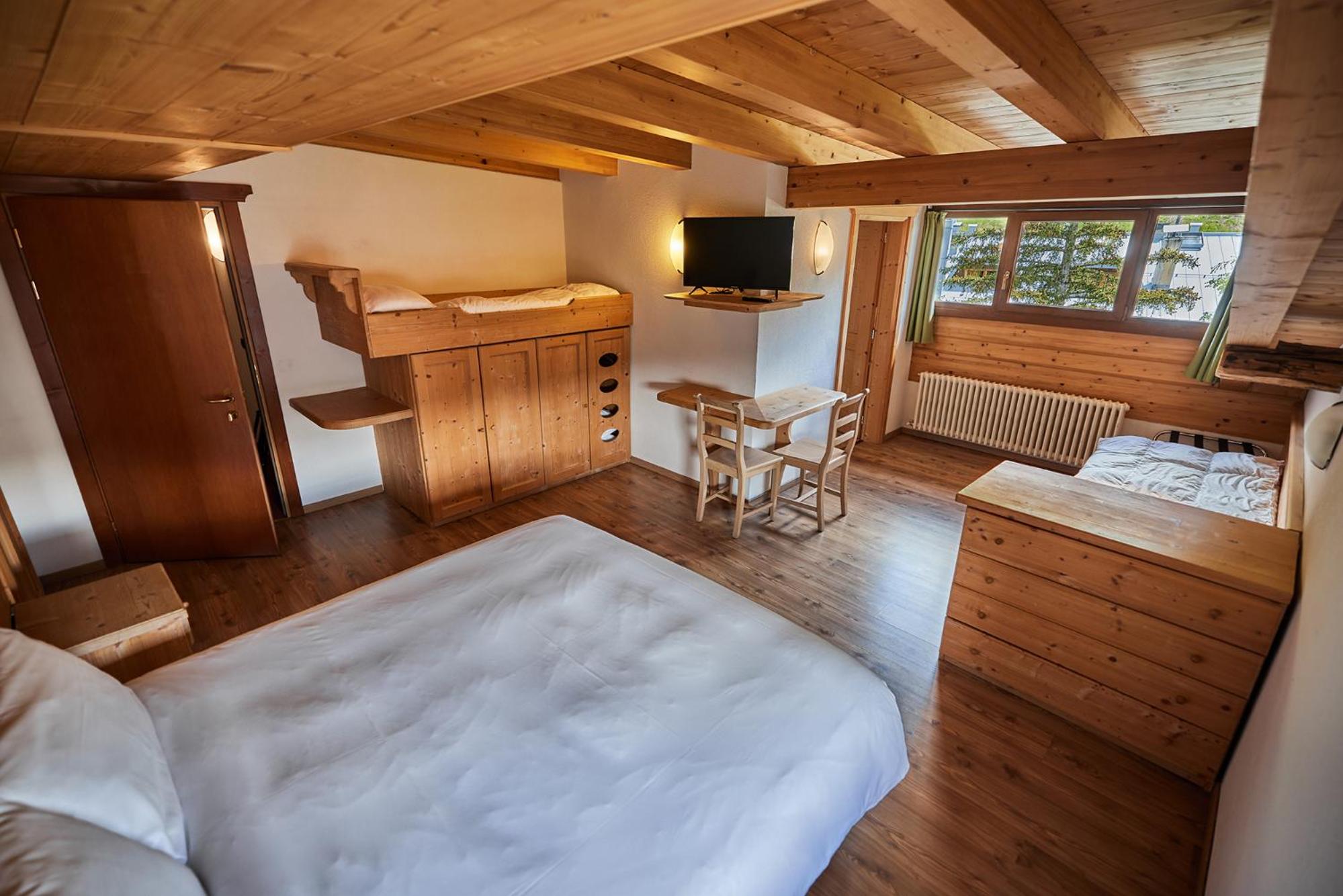 Triple Room - Photo 2