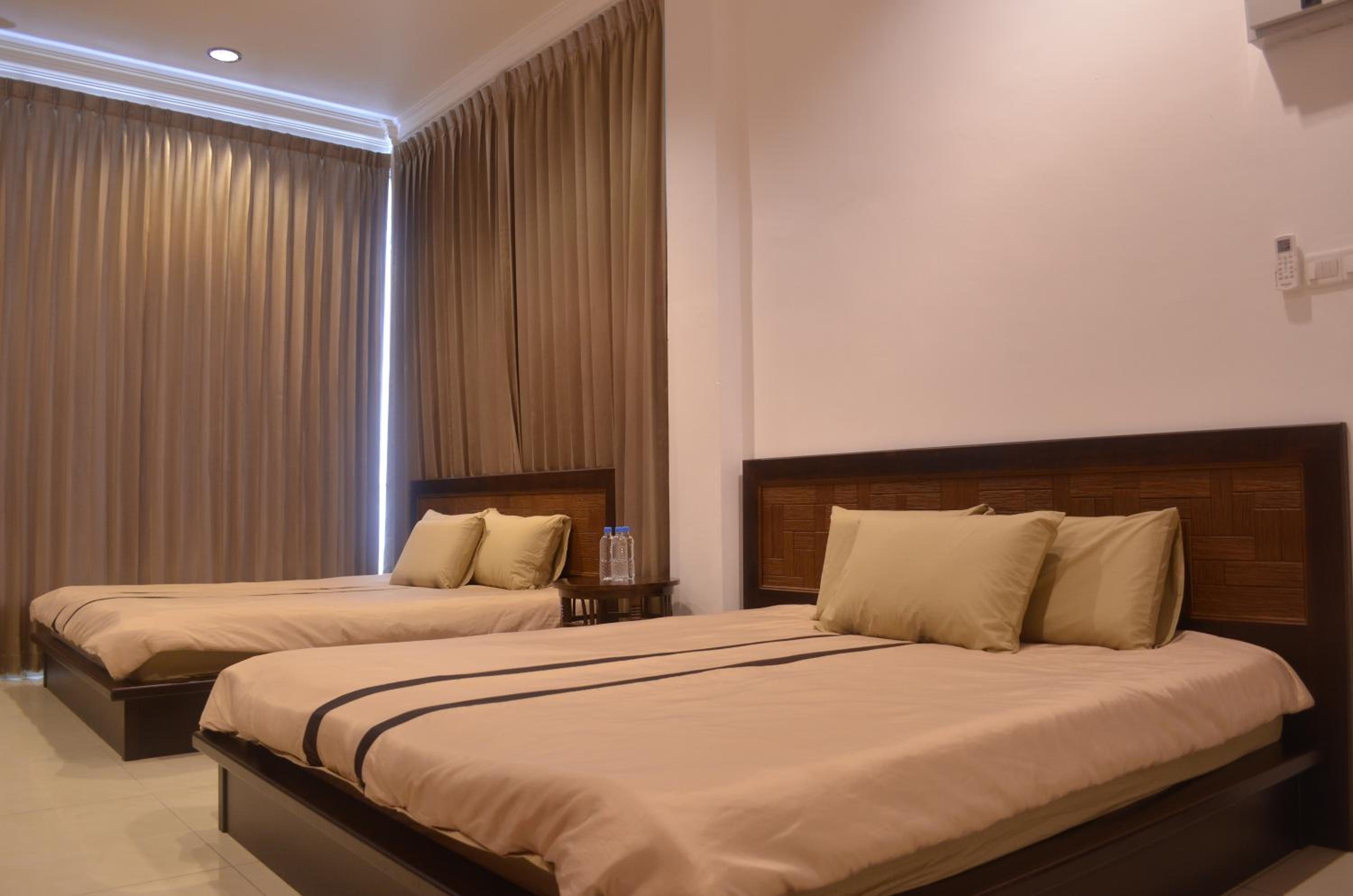 Deluxe Suite - Photo 3