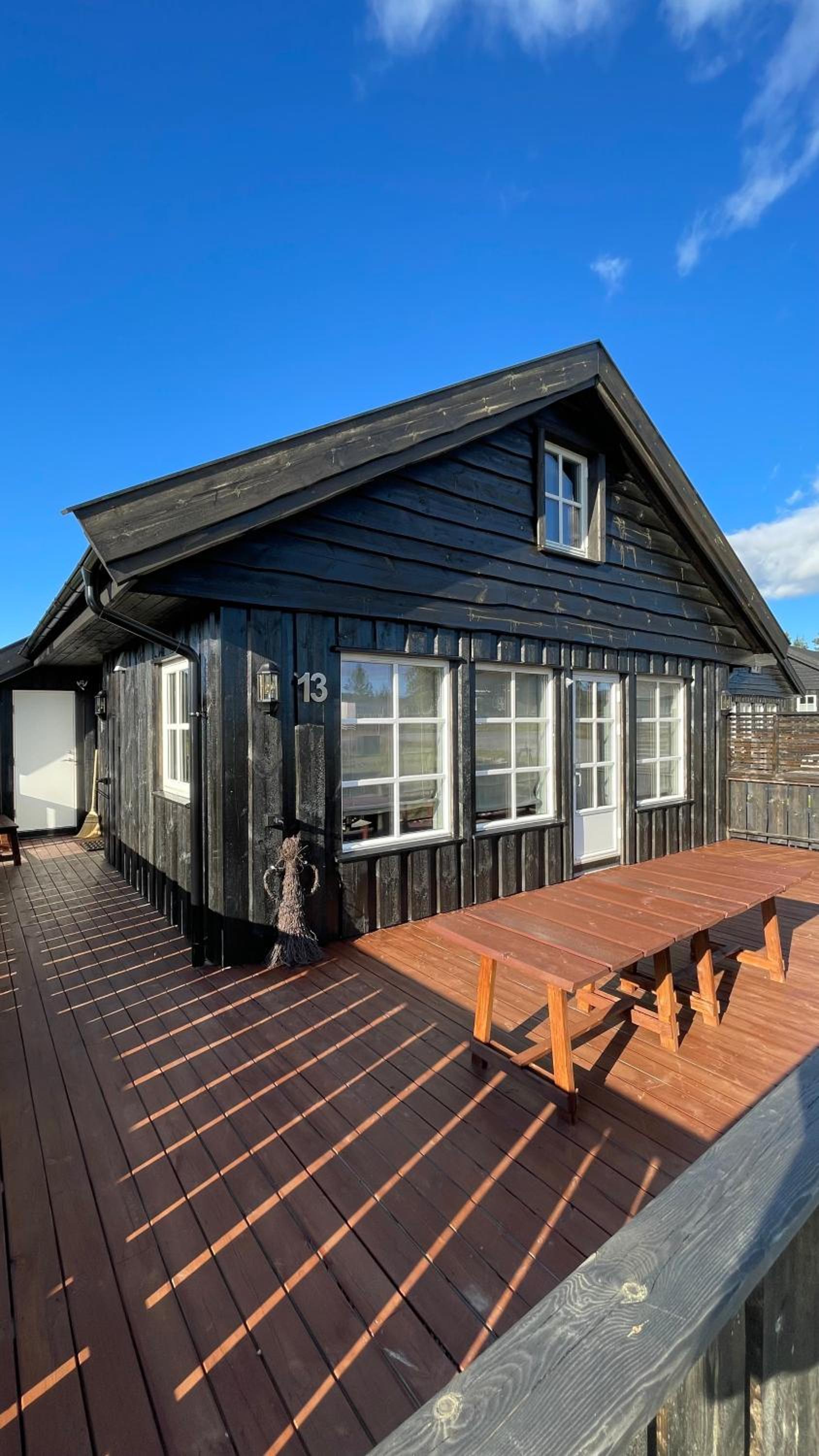 Two-Bedroom House - Photo 4