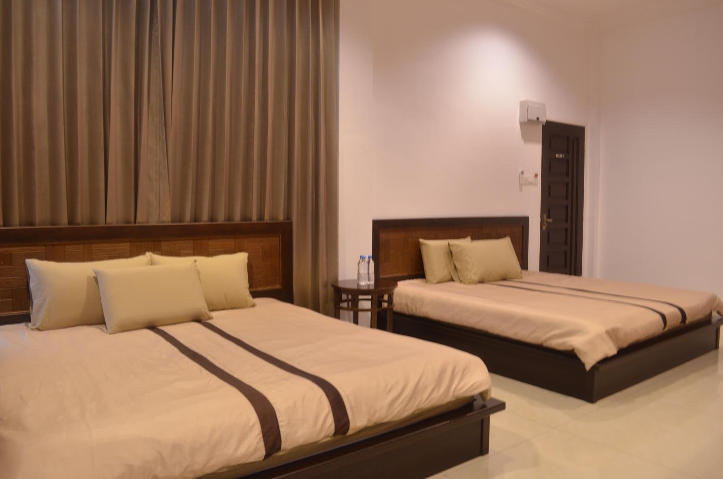 Deluxe Suite - Photo 2